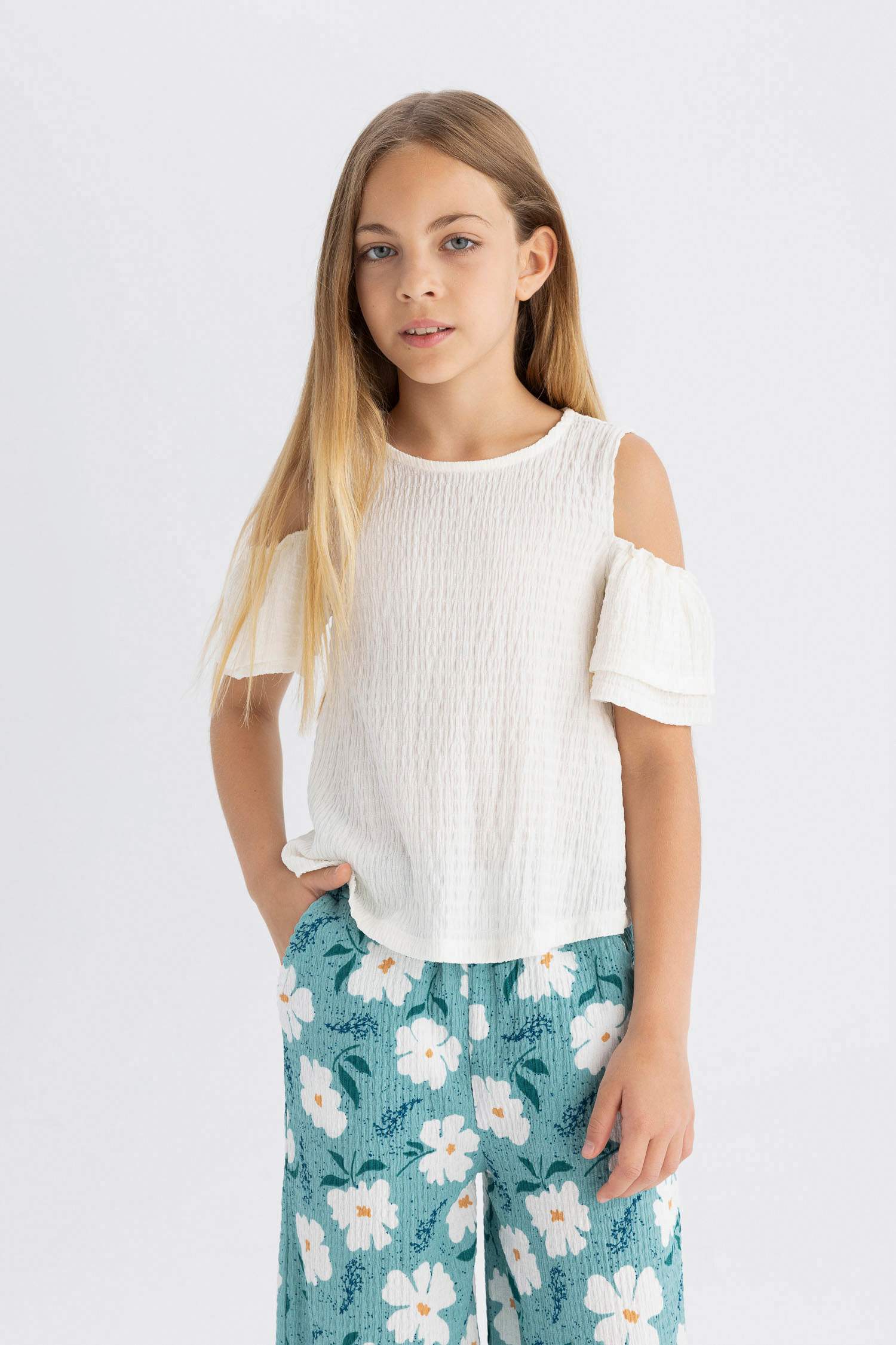 تيشيرت نص ردن منسوج قصة عادية بياخة مستديرة