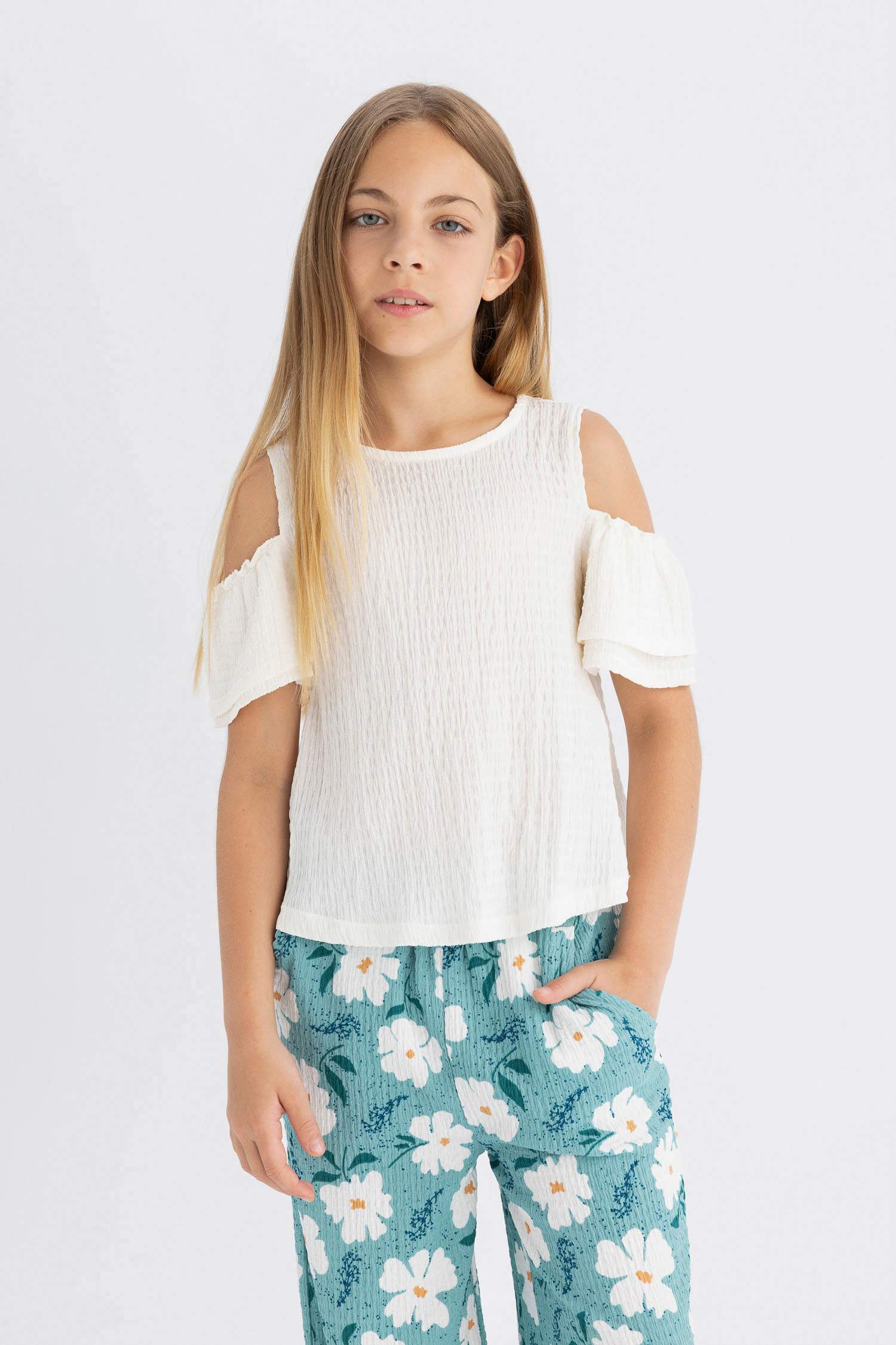 تيشيرت نص ردن منسوج قصة عادية بياخة مستديرة