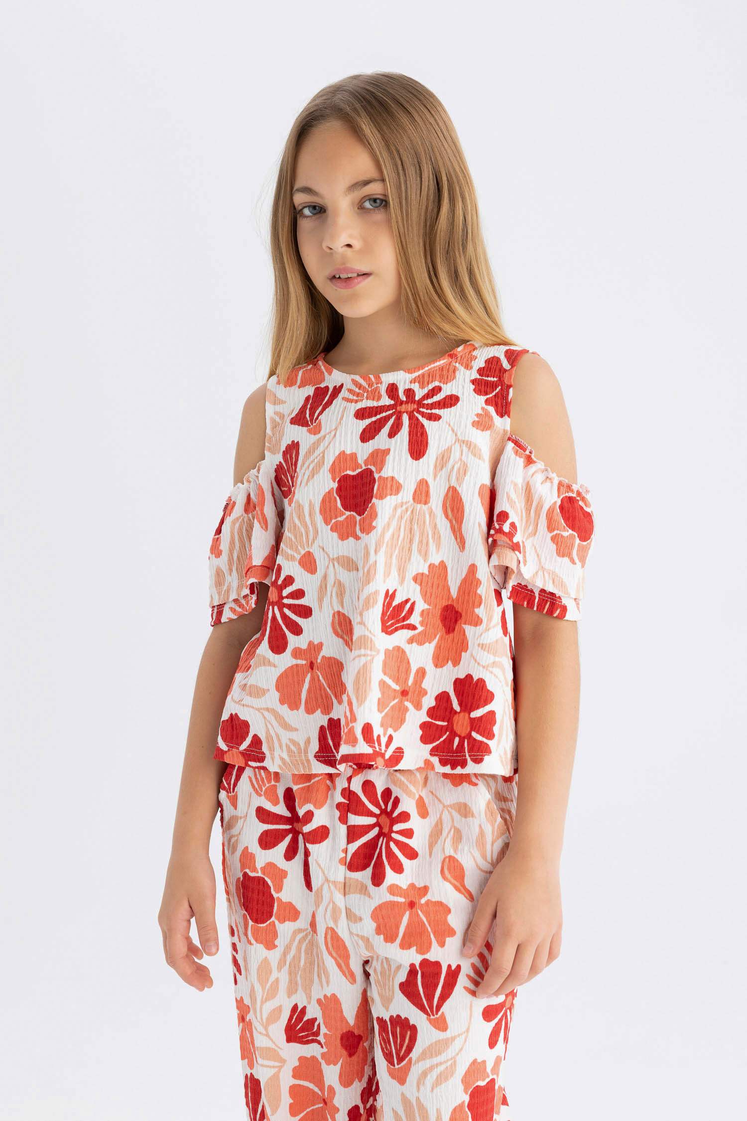 تيشيرت نص ردن منسوج قصة عادية بياخة مستديرة