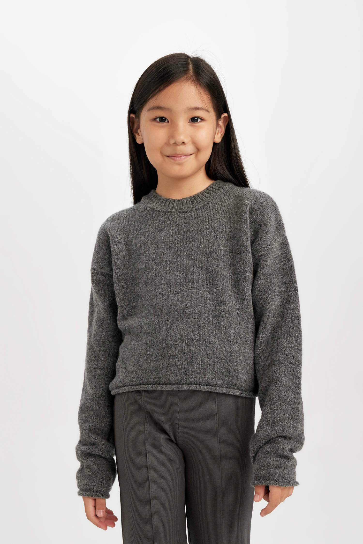 Girl Standard Fit Crew Neck Basic Pullover
