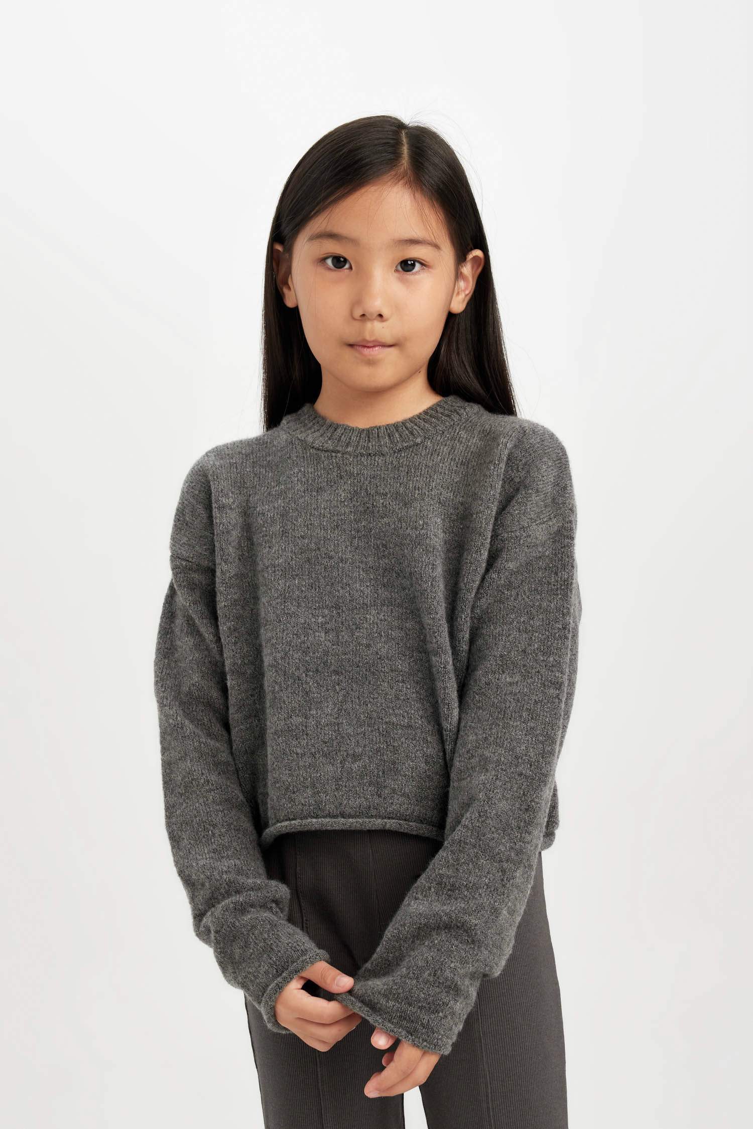 Girl Standard Fit Crew Neck Basic Pullover