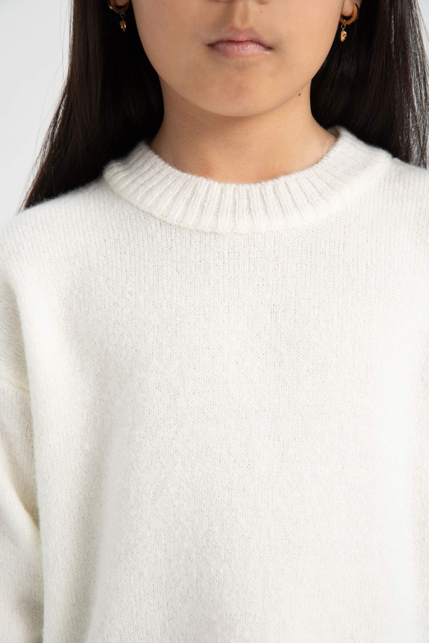Girl Standard Fit Crew Neck Basic Knitted Pullover