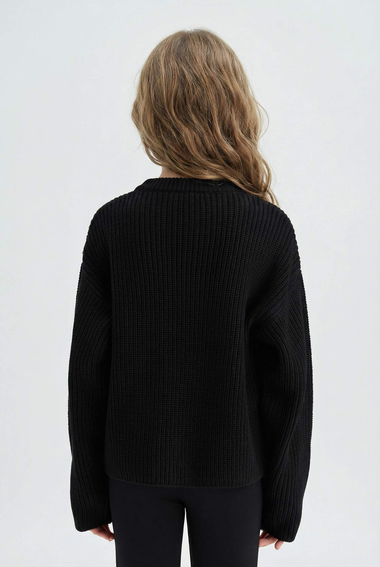 Girl Standard Fit Crew Neck Pullover