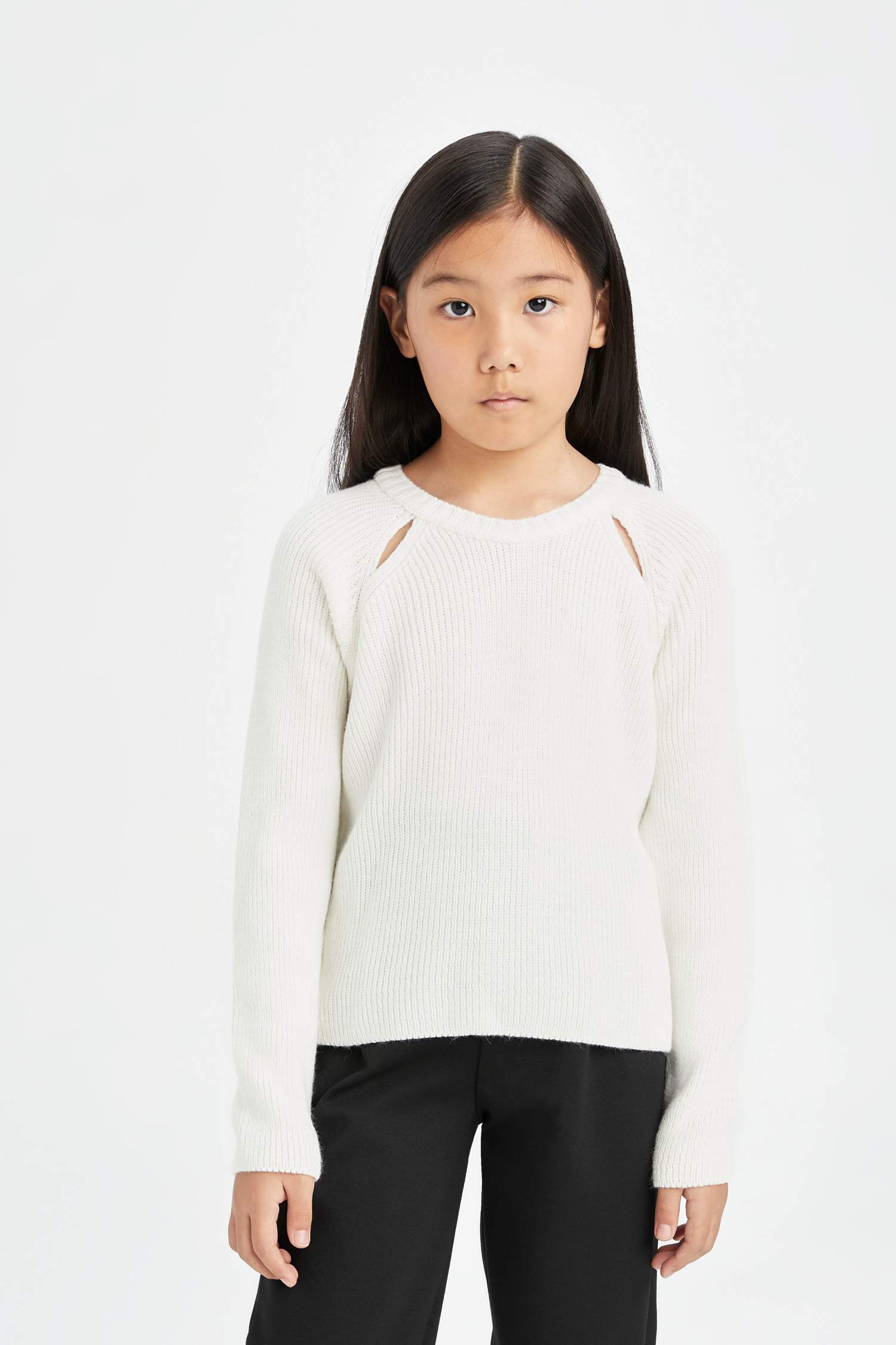 Pull tricot à col rond en écru à coupe standard pour Fille