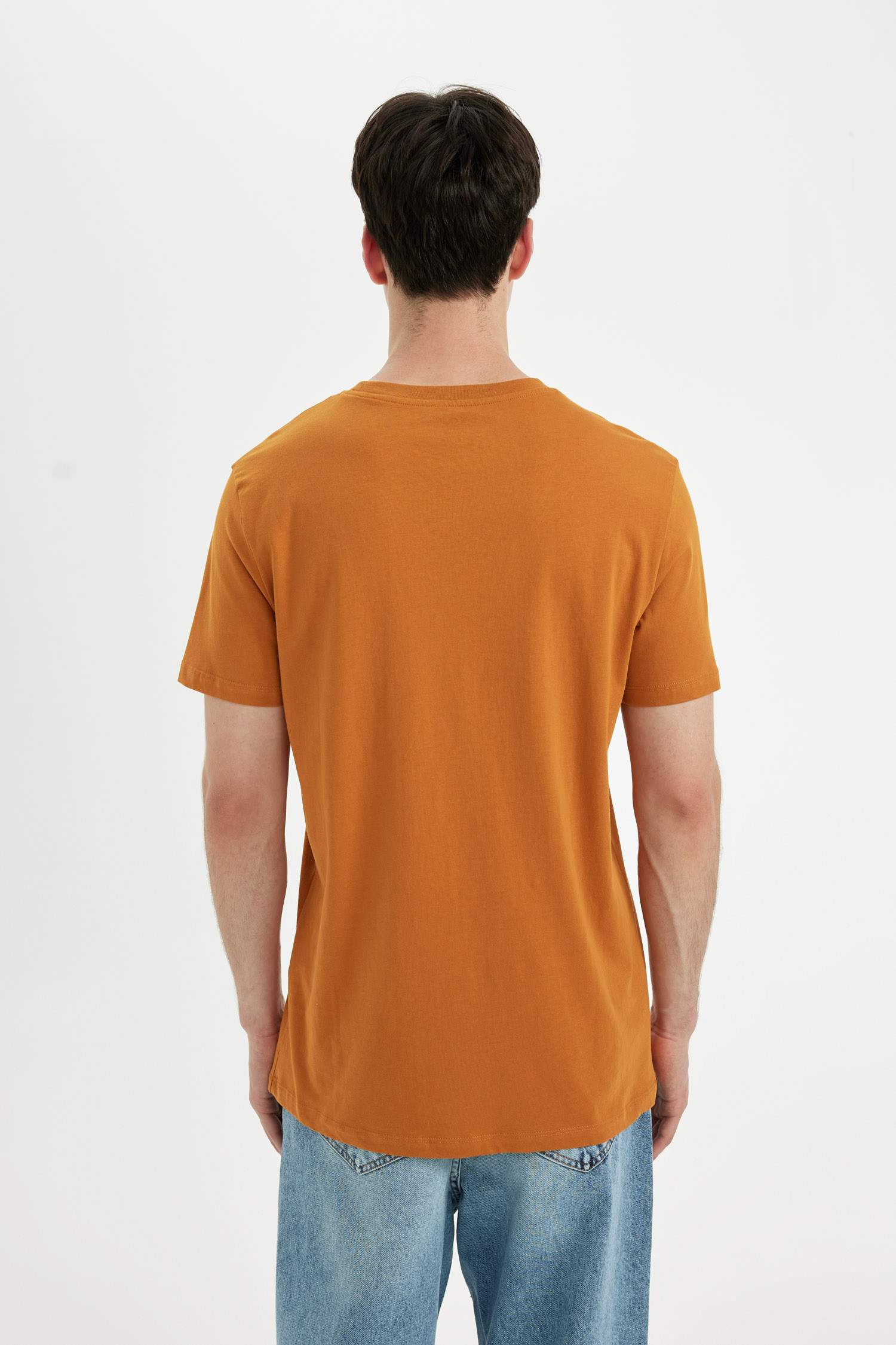 Slim Fit Crew Neck Printed Short Sleeve T-Shirt