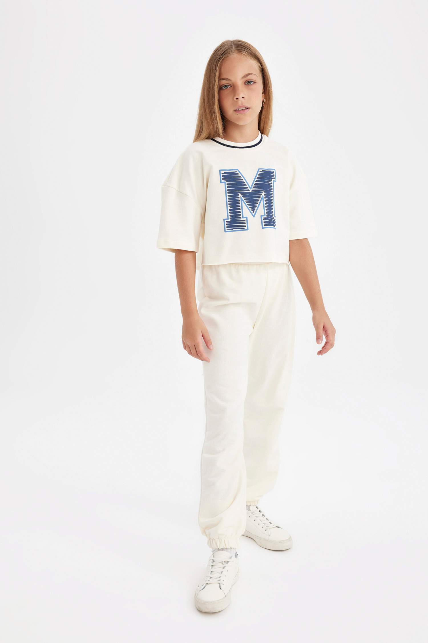 طقم بناتي سويت شيرت وتي شيرت قصة مريحة - قطعتين