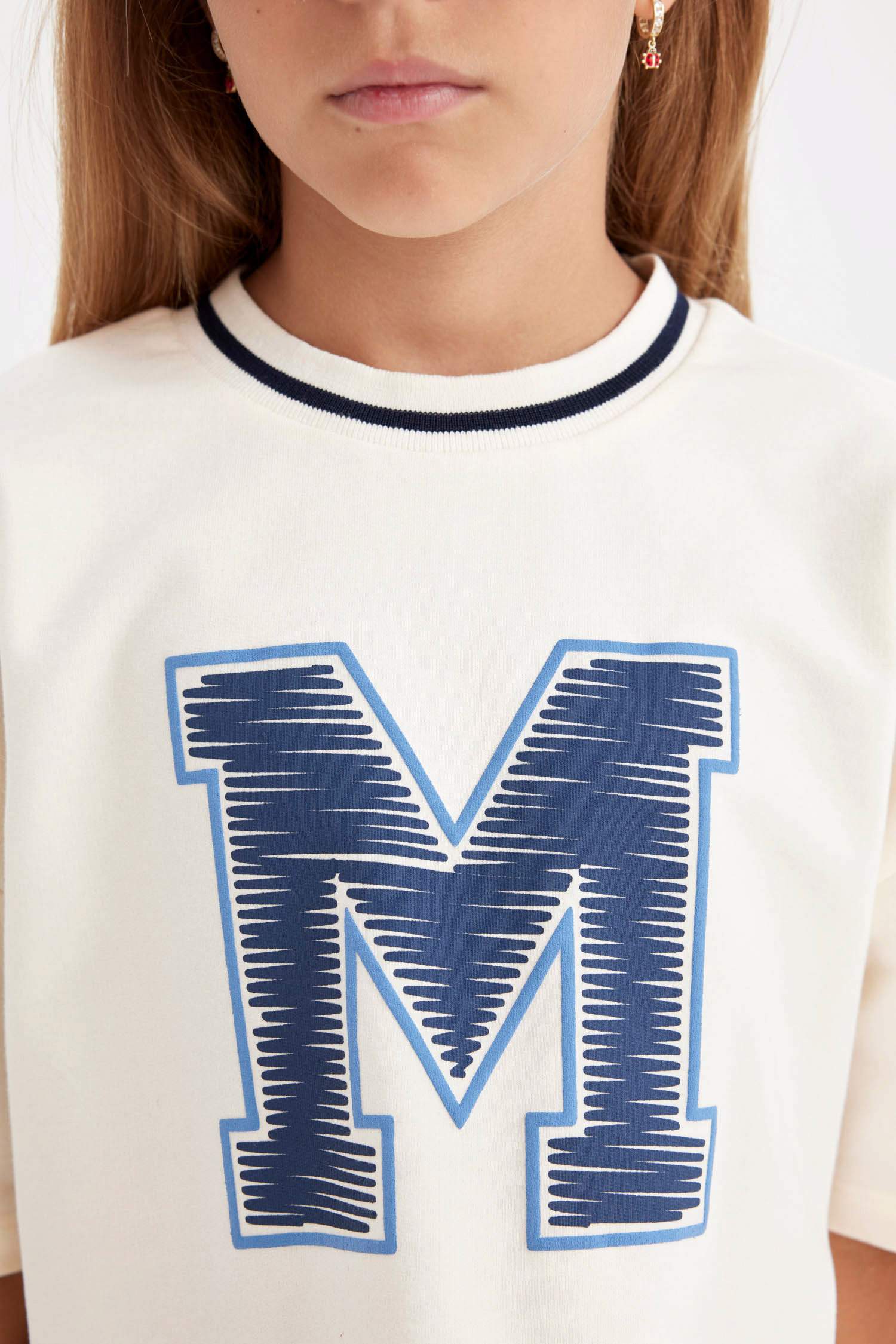 طقم بناتي سويت شيرت وتي شيرت قصة مريحة - قطعتين