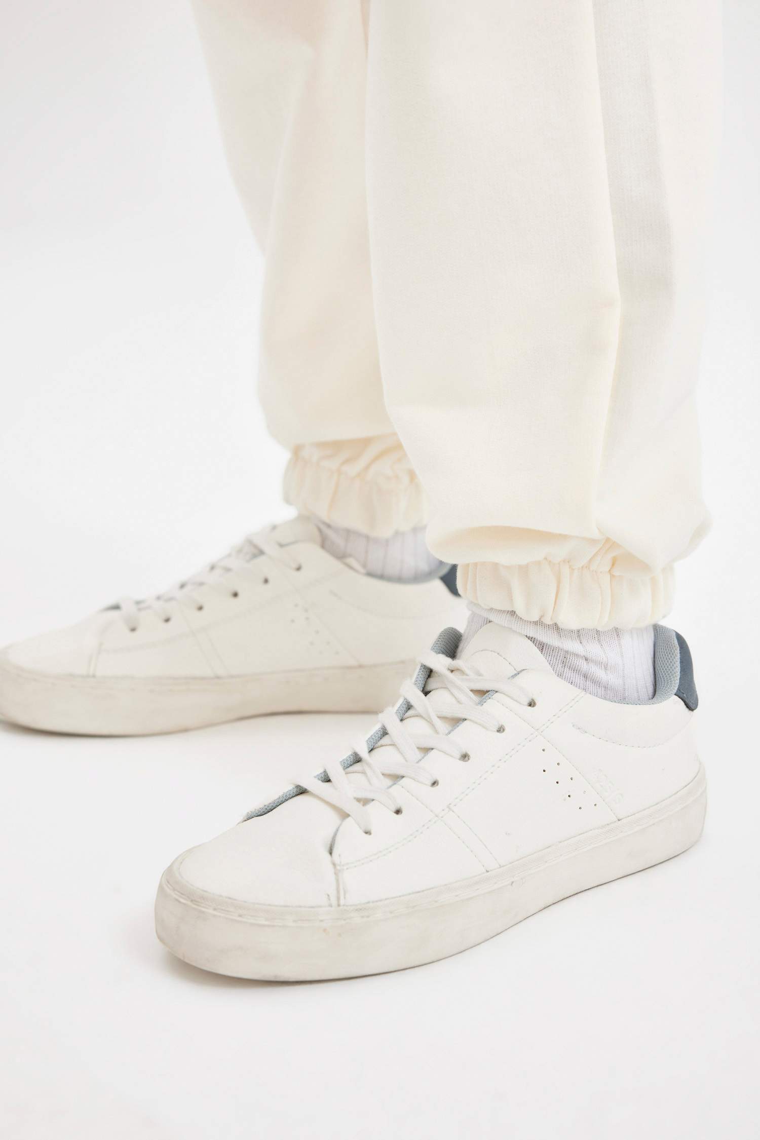 طقم بناتي سويت شيرت وتي شيرت قصة مريحة - قطعتين