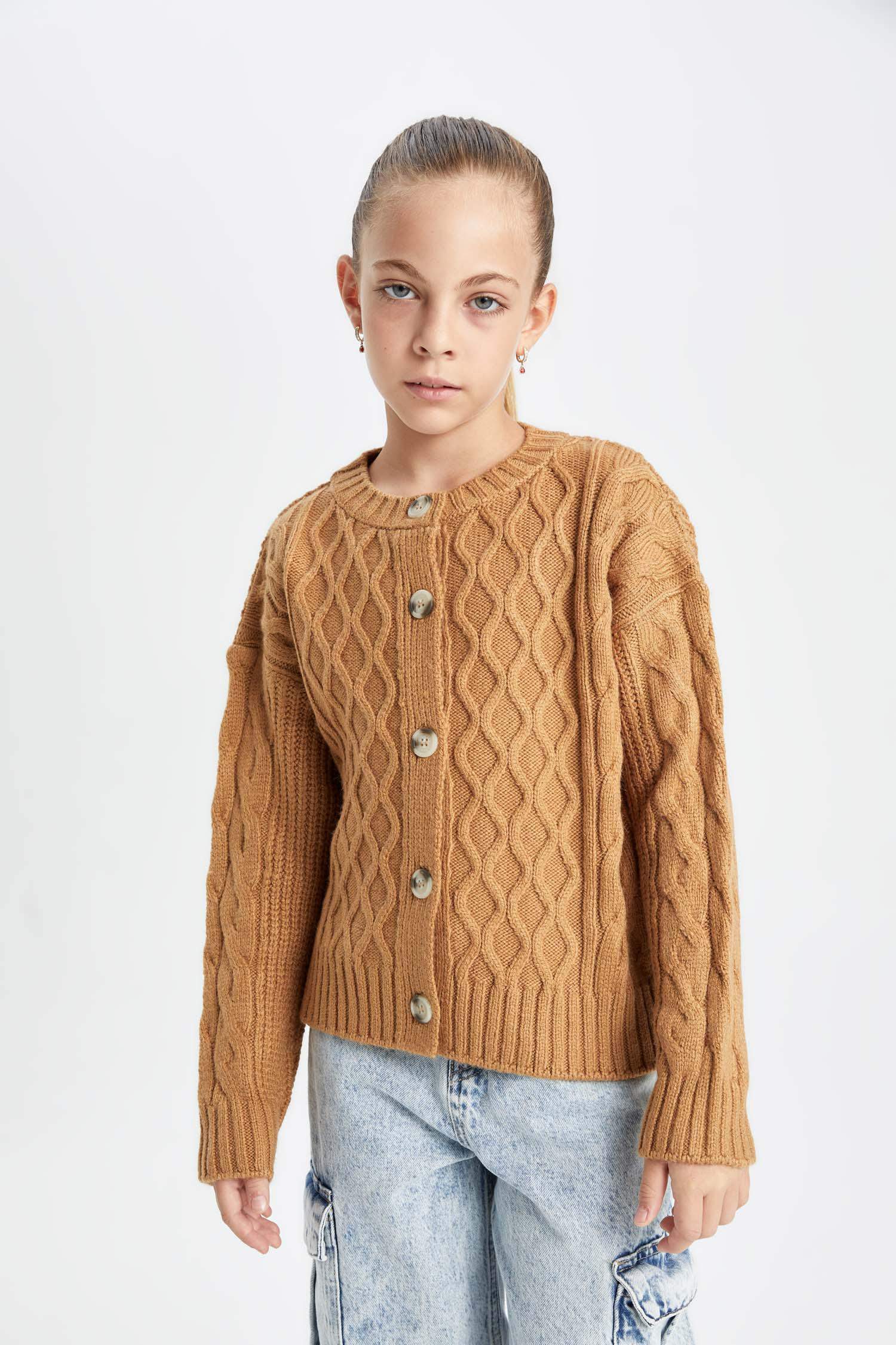 Standard Fit Crew Neck Cardigan