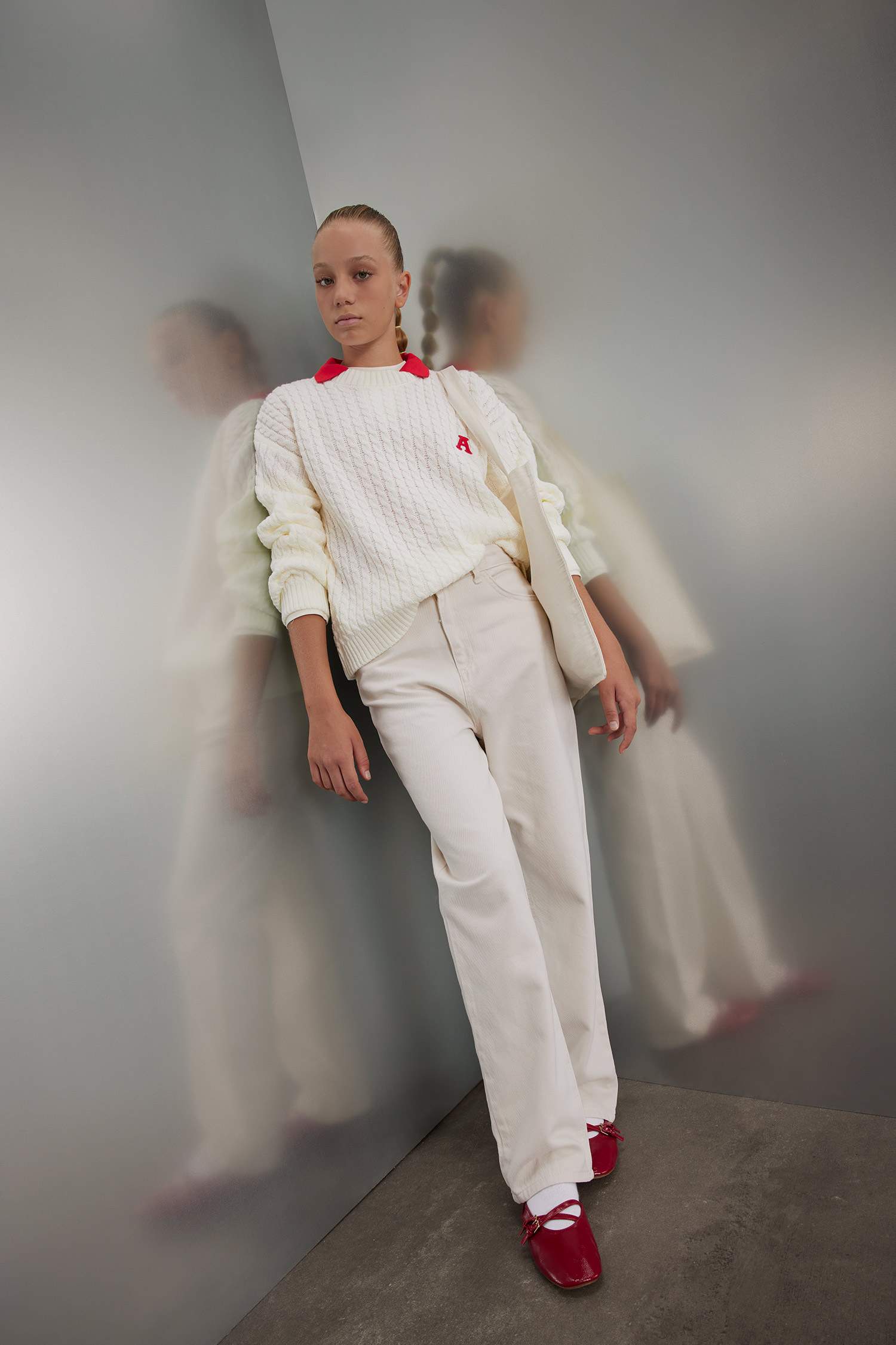 بلوز صوف بناتي قصة عادية بياخة مستديرة