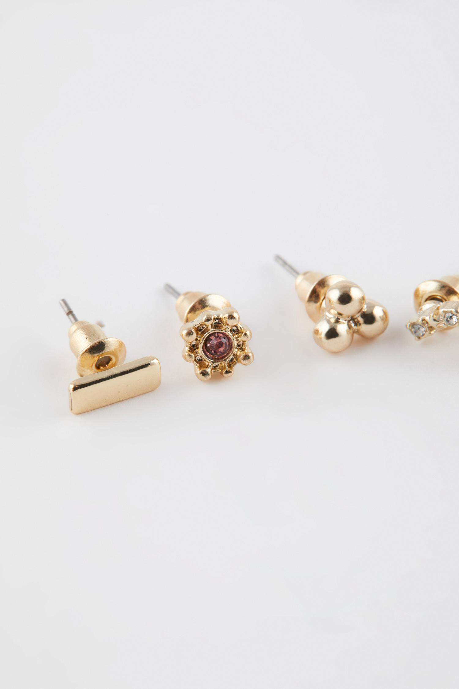 Woman 9 Piece Gold Earrings