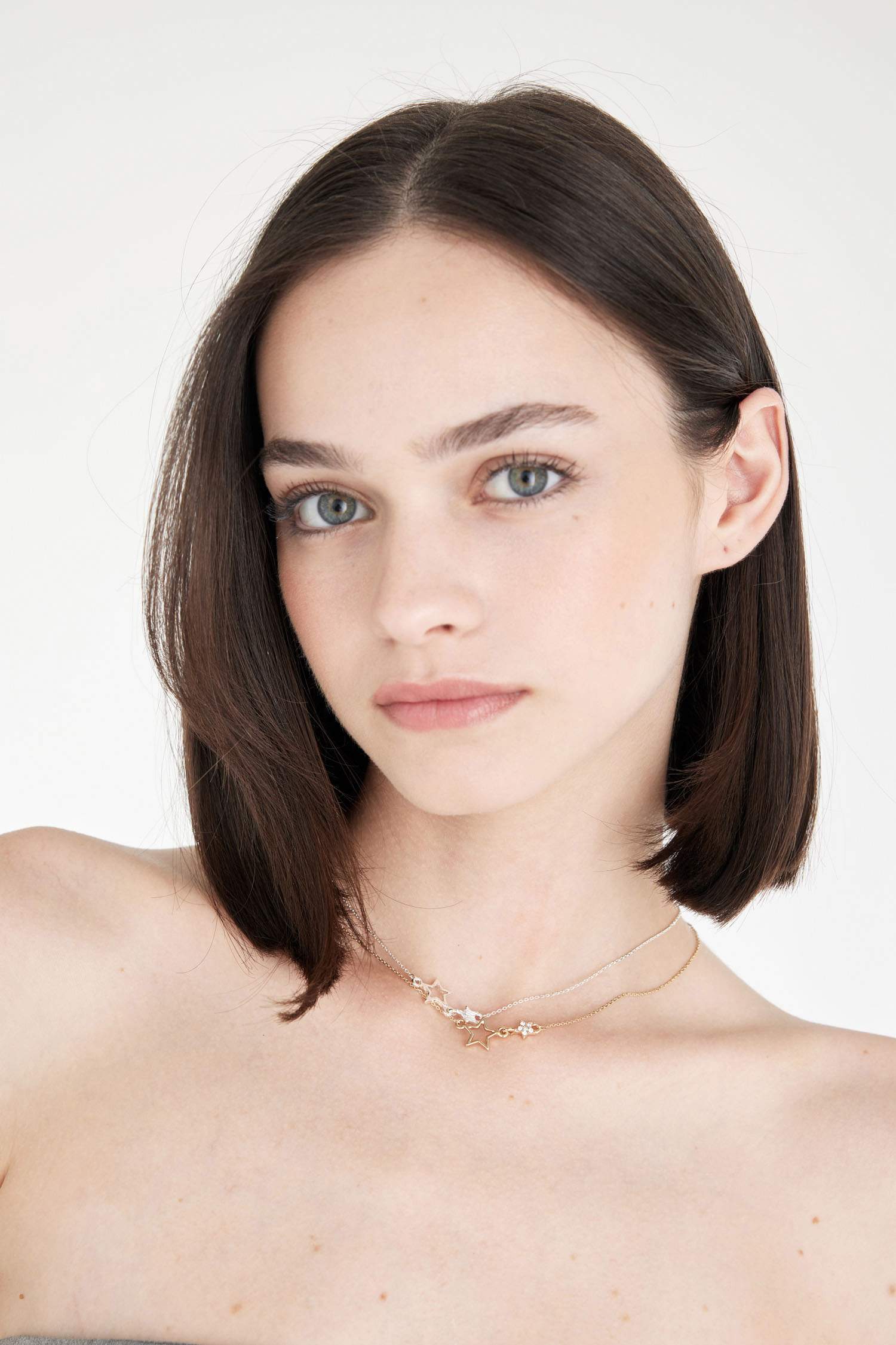 Әйелдерге 2 алқа