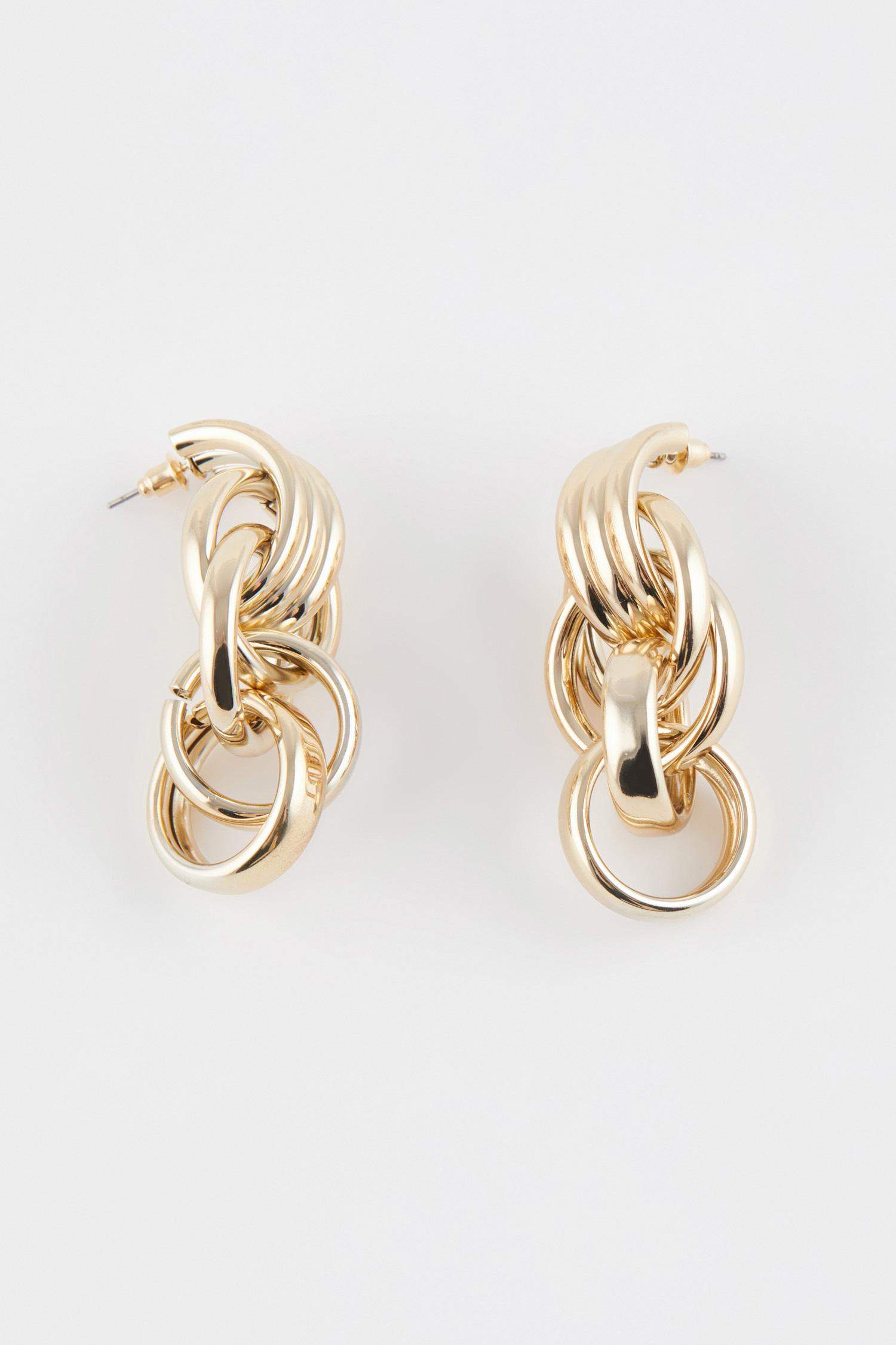 Woman Dangle Gold Earrings