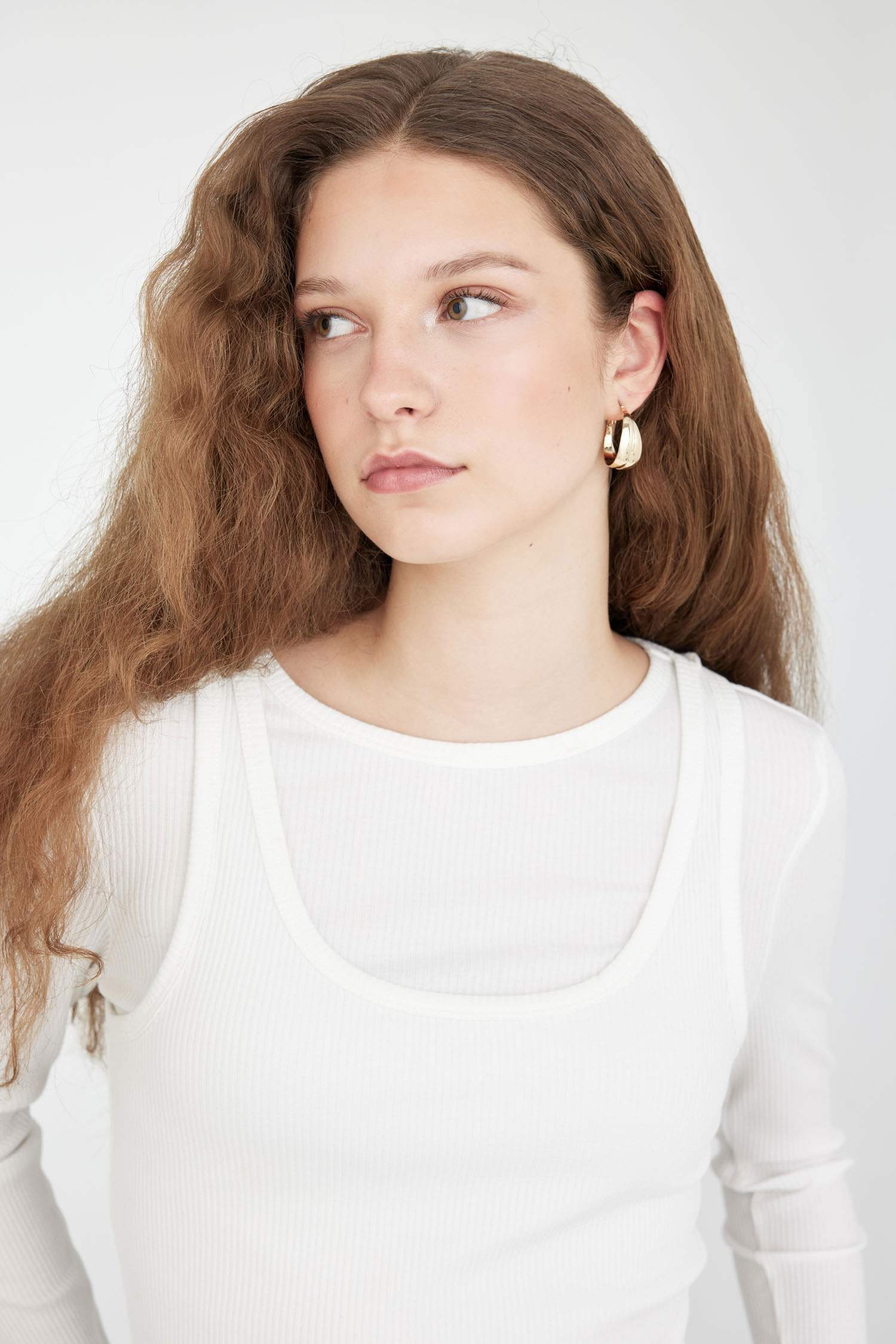 Woman Hoop Gold Earrings