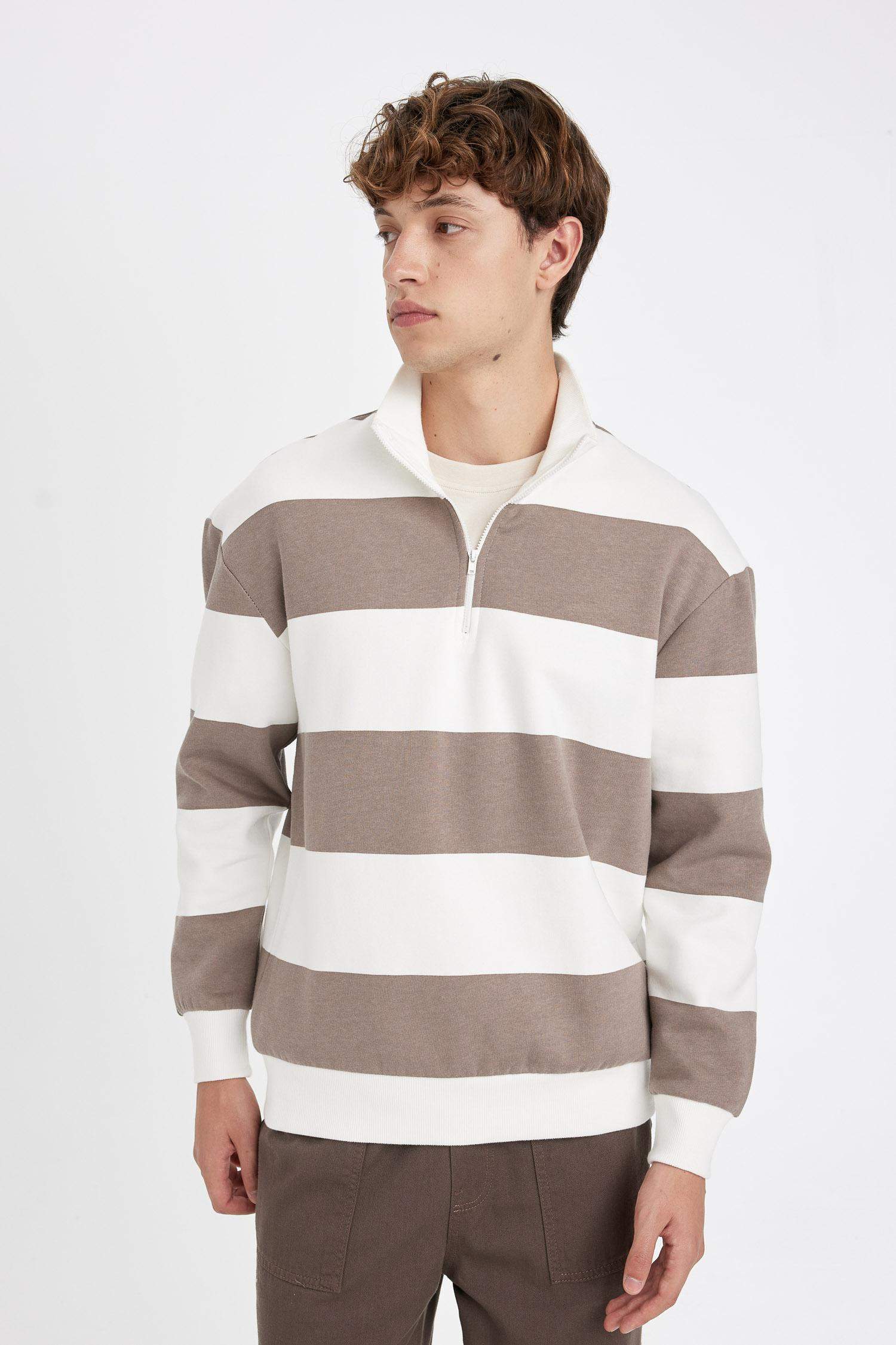 Boxy Fit Dik Yaka Yarım Fermuarlı Çizgili Sweatshirt