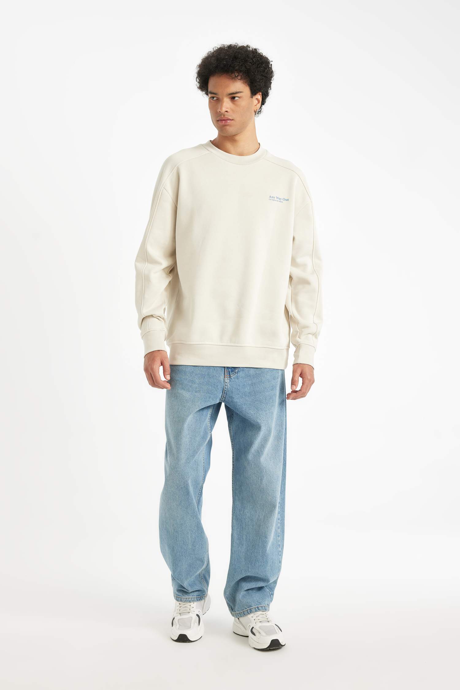 Boxy Fit Bisiklet Yaka Sırt Baskılı Sweatshirt