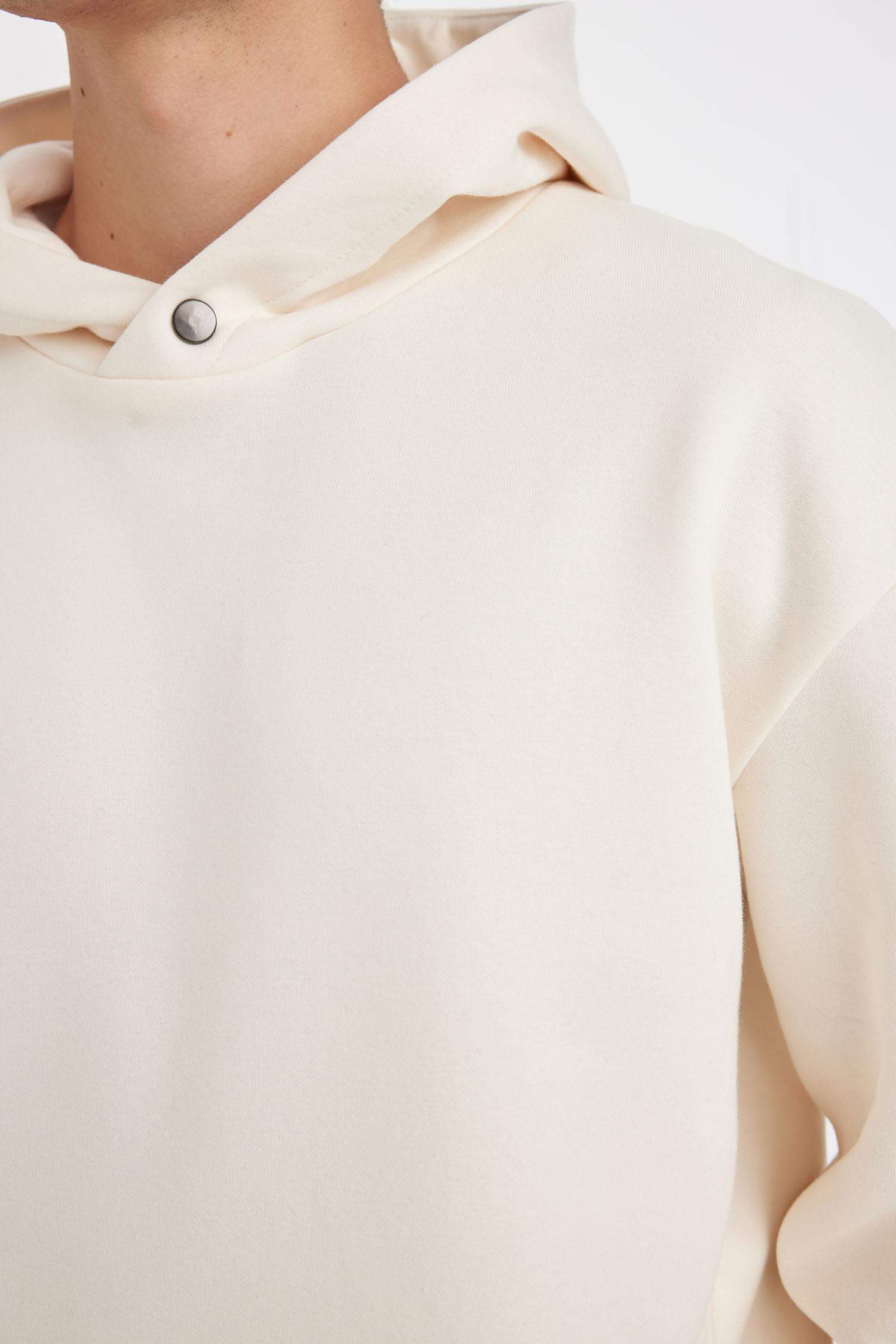 Boxy Fit Kapüşonlu Sırt Baskılı Sweatshirt