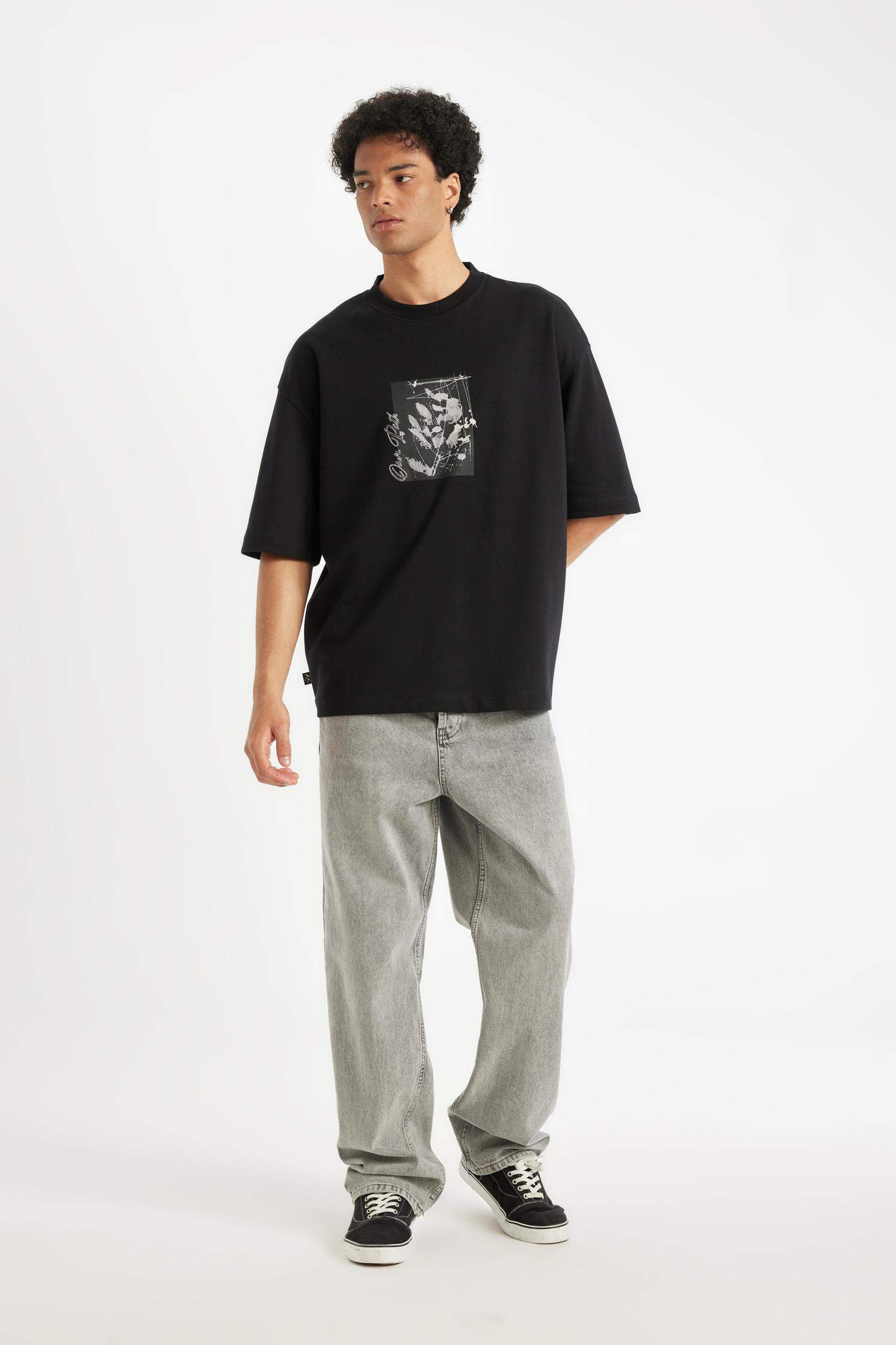 تيشيرت فلورال نص ردن قصة فضفاضة بياخة مستديرة