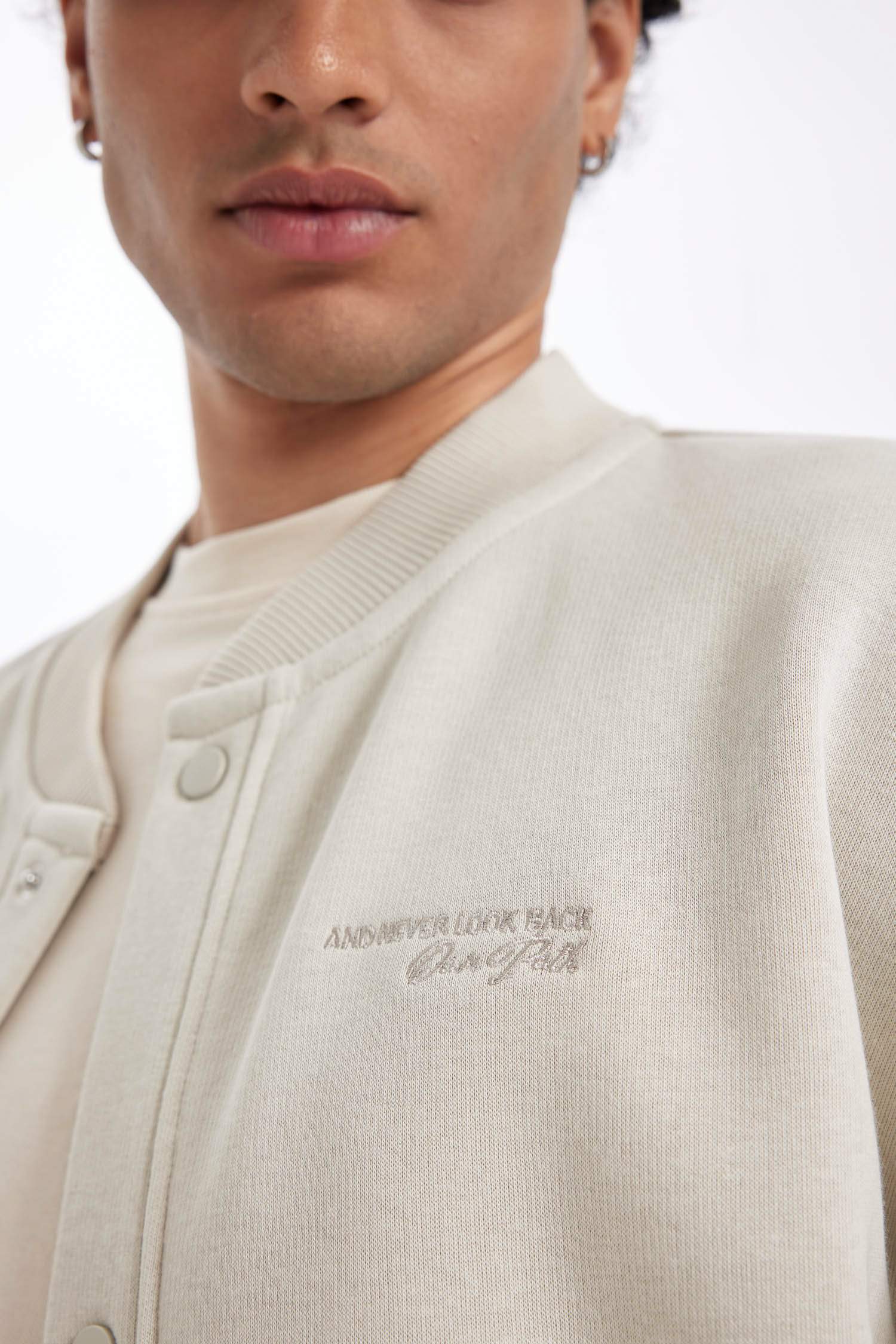 Бомбер оверсайз