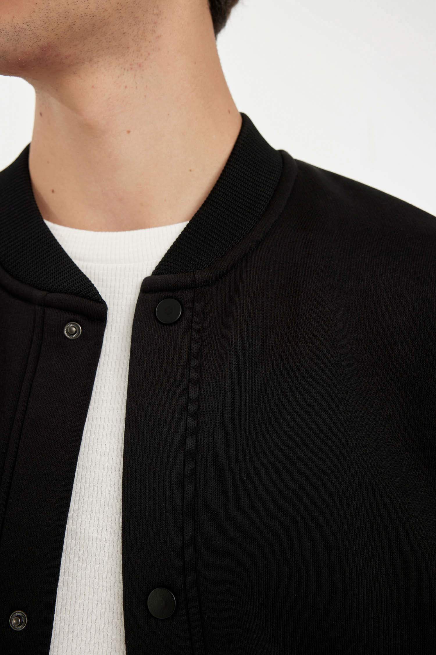 бокси фит бомбер Кардиган