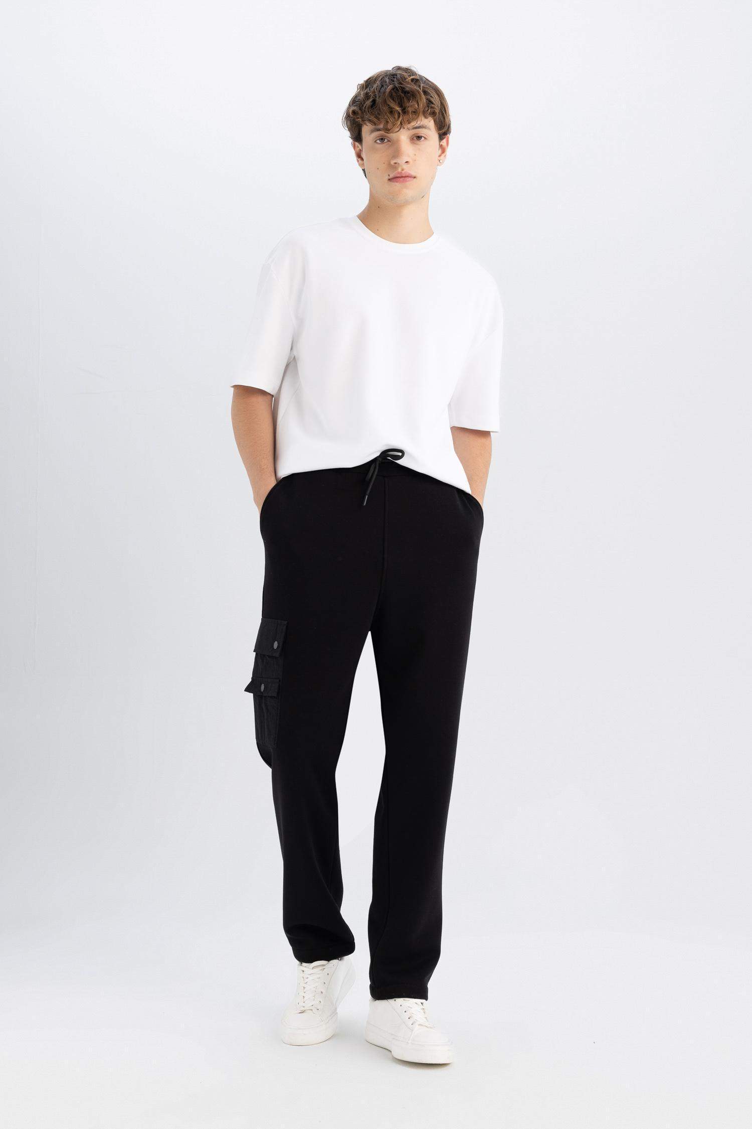 Siyah Relax Fit Eşofman Altı Kargo Cepli Düz Paça