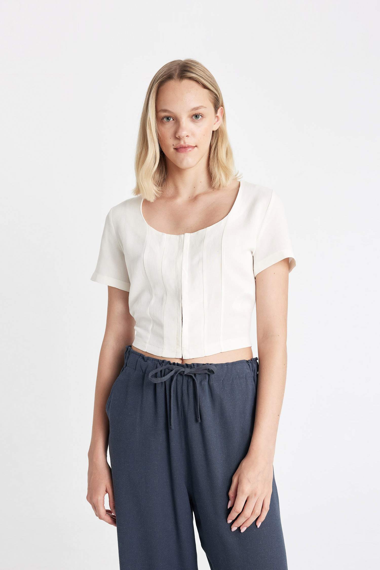 Fitted Square Neck Linen Blend Short Sleeve Blouse