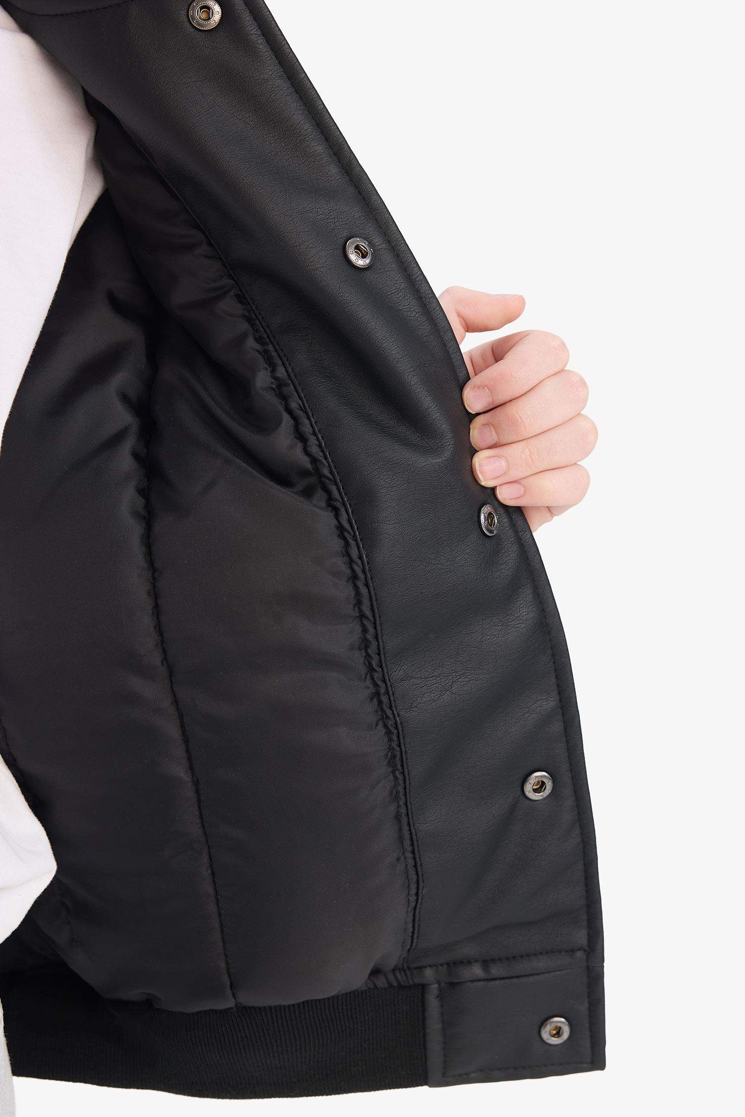 جاكيت بومبر اولادي جلد صناعي وتر بروف بياقة كوليج