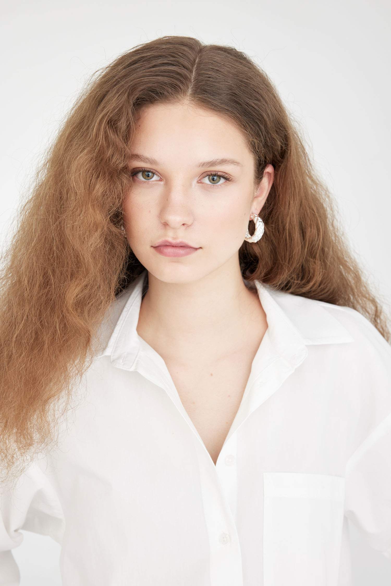 Woman Hoop Silver Earrings