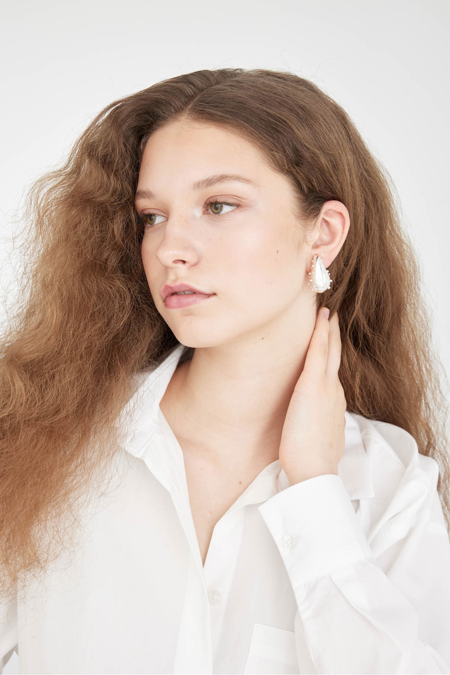 Woman Pearl Detailed Silver Earrings