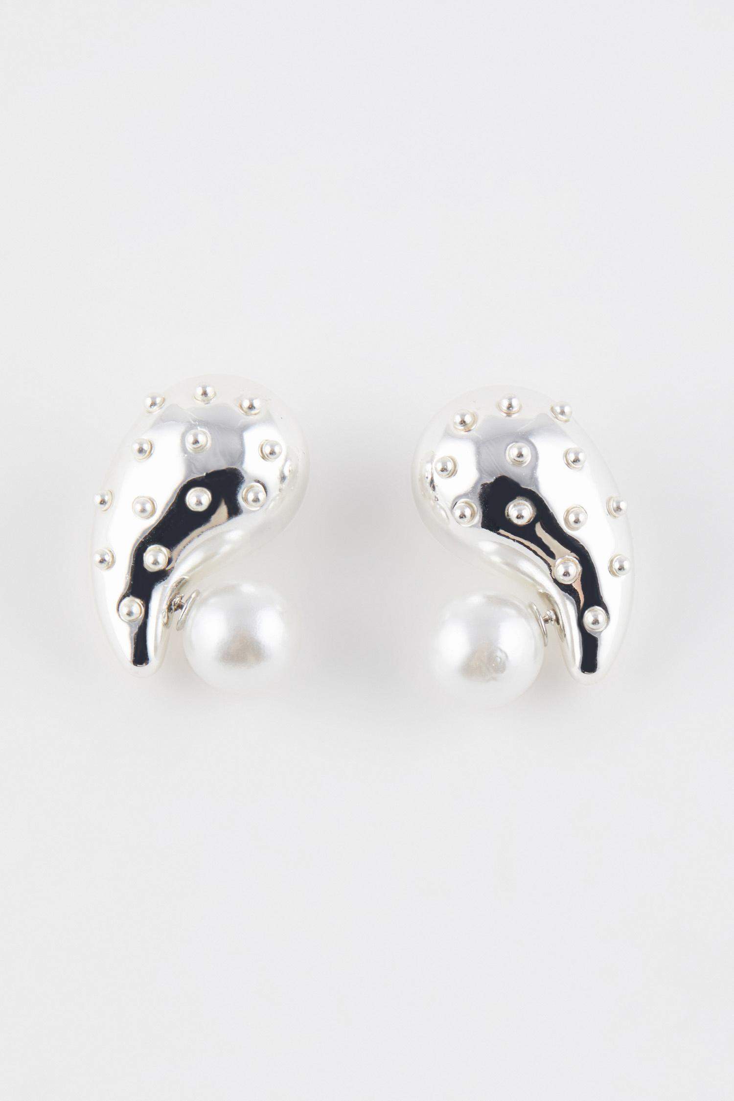 Woman Pearl Detailed Silver Earrings