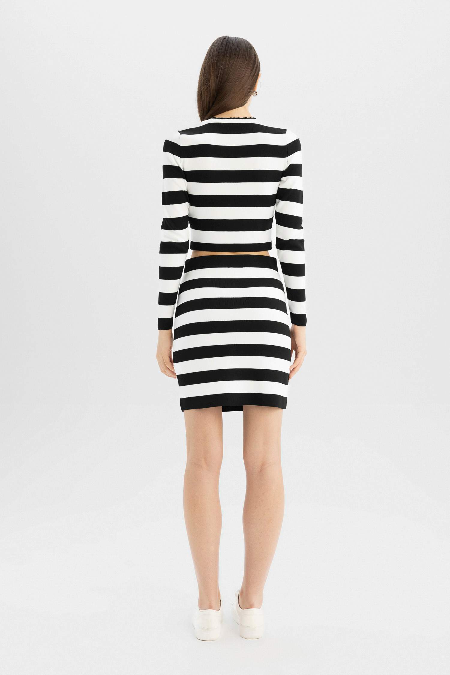 Coool Slim Fit Dar Kesim Beli Lastikli Çizgili Mini Triko Etek