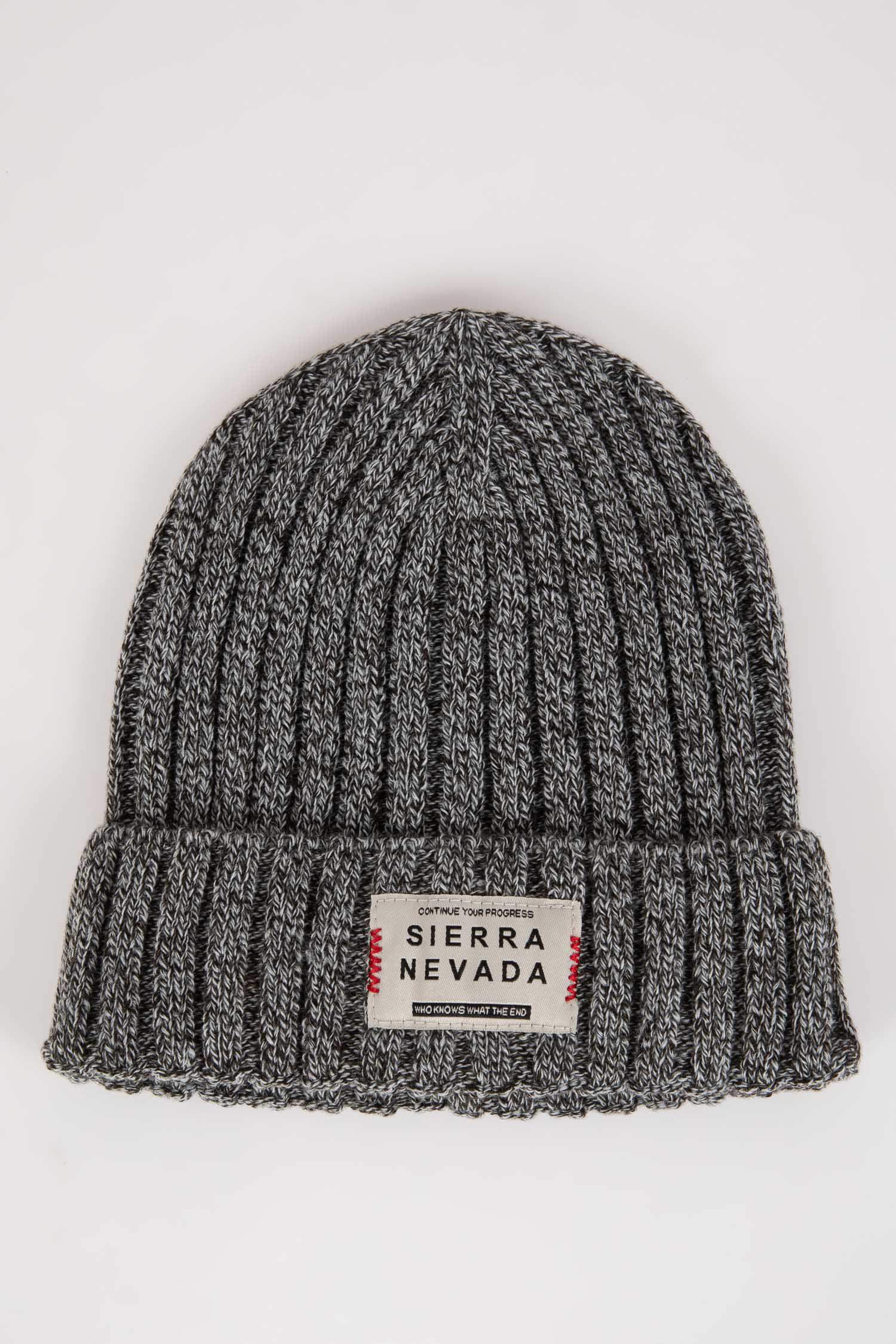 Erkek Etiket Baskılı Bere