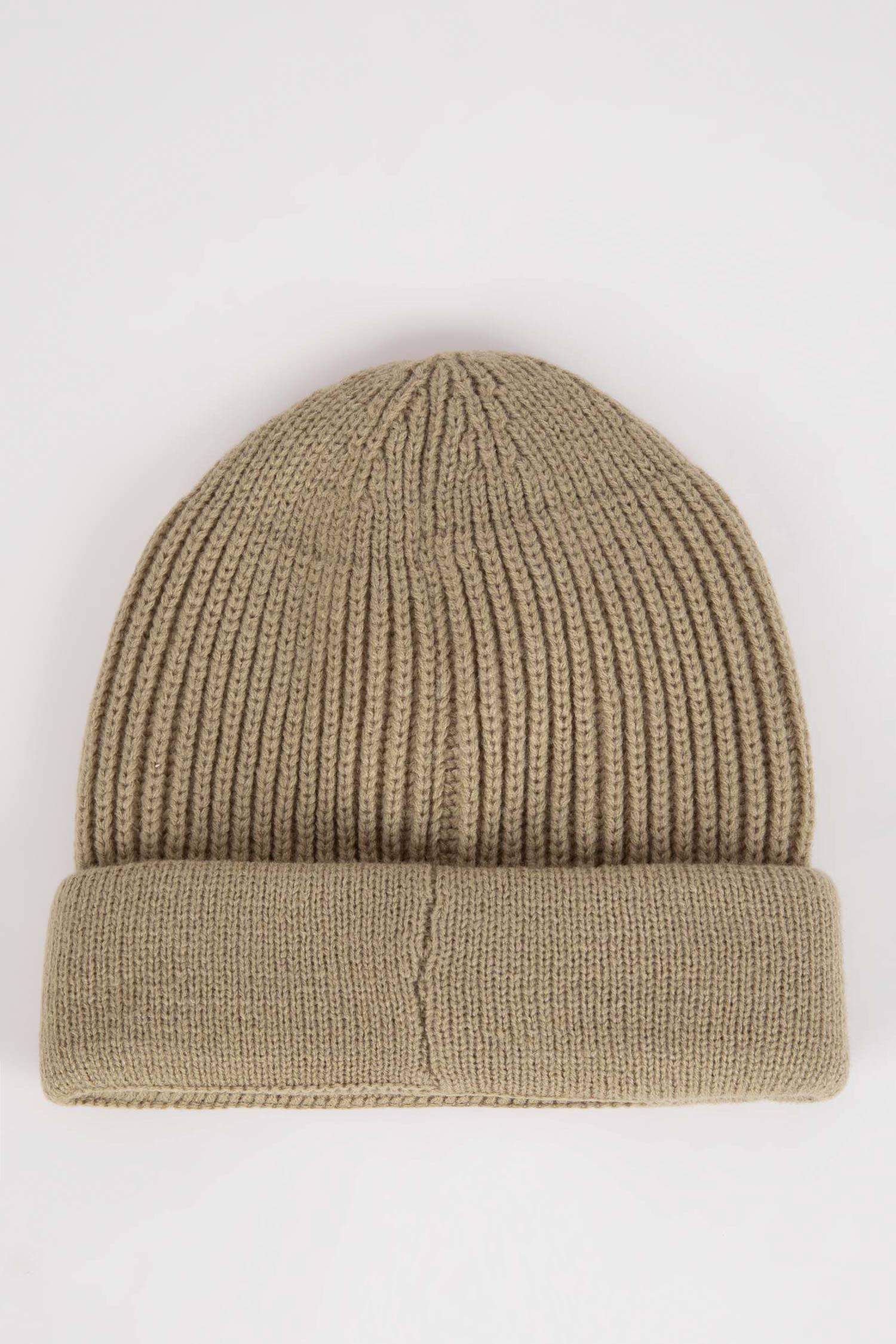 Erkek Etiket Baskılı Bere