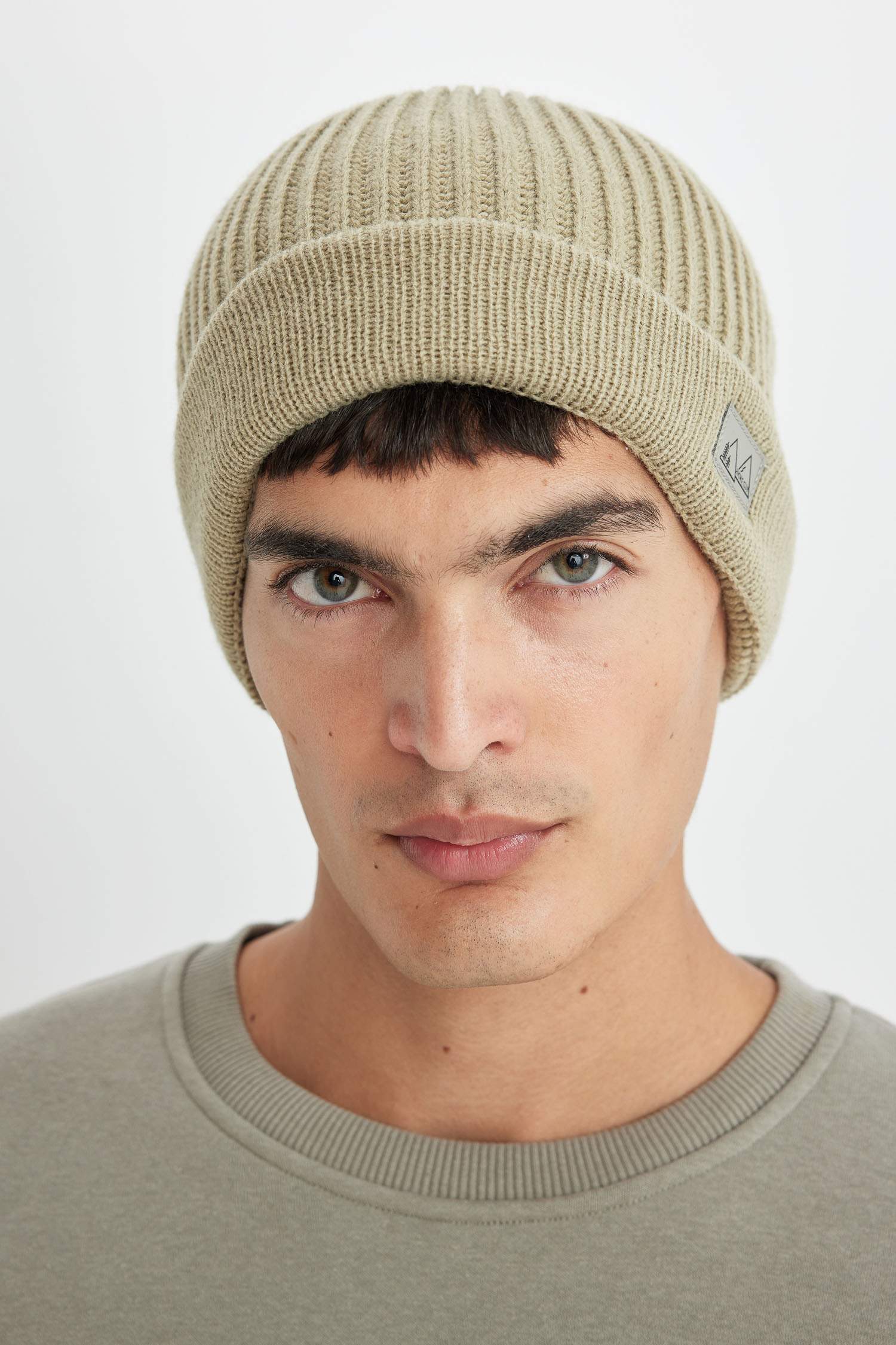 Erkek Etiket Baskılı Bere