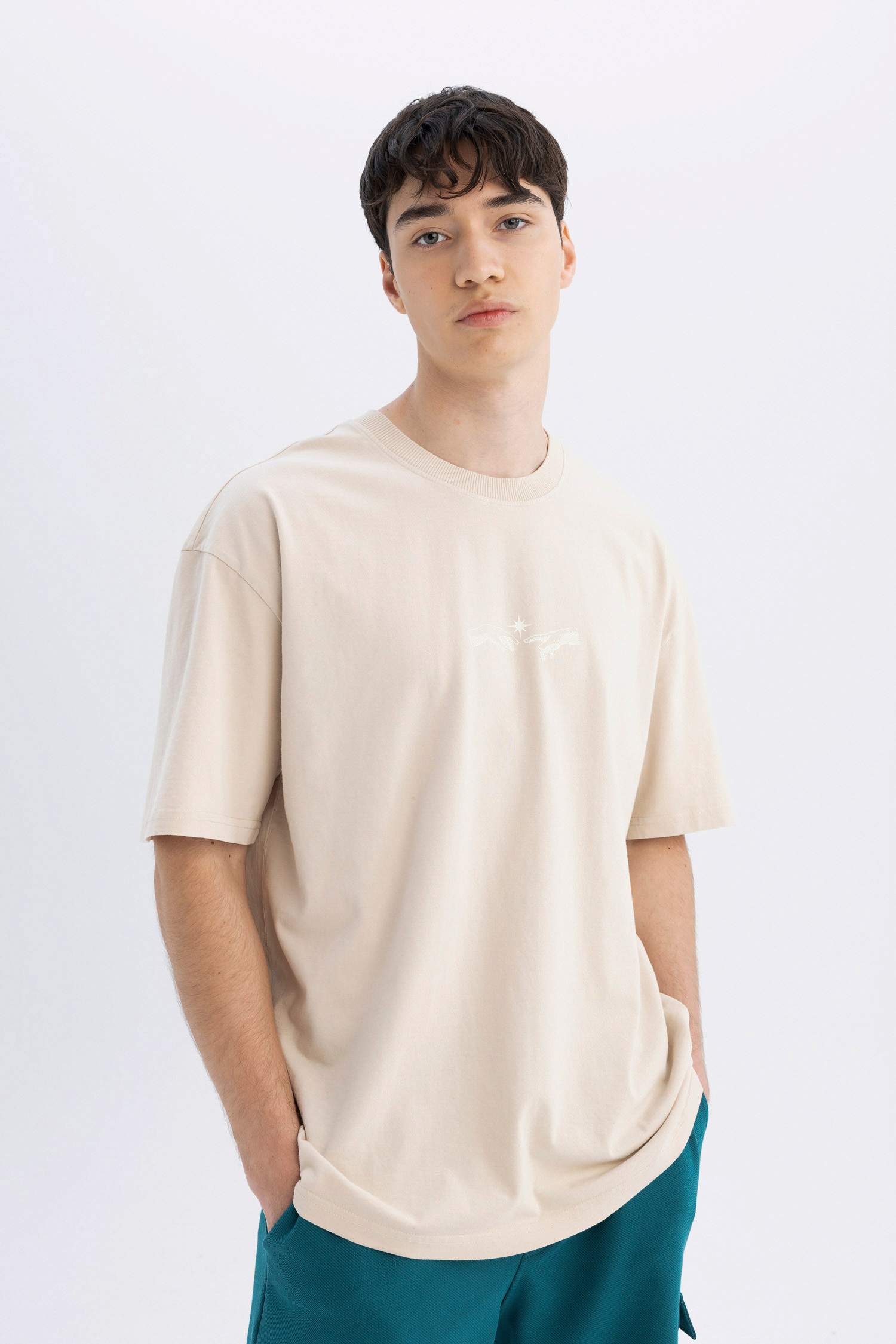 Oversize Fit Crew Neck Back Printed Short Sleeve T-Shirt