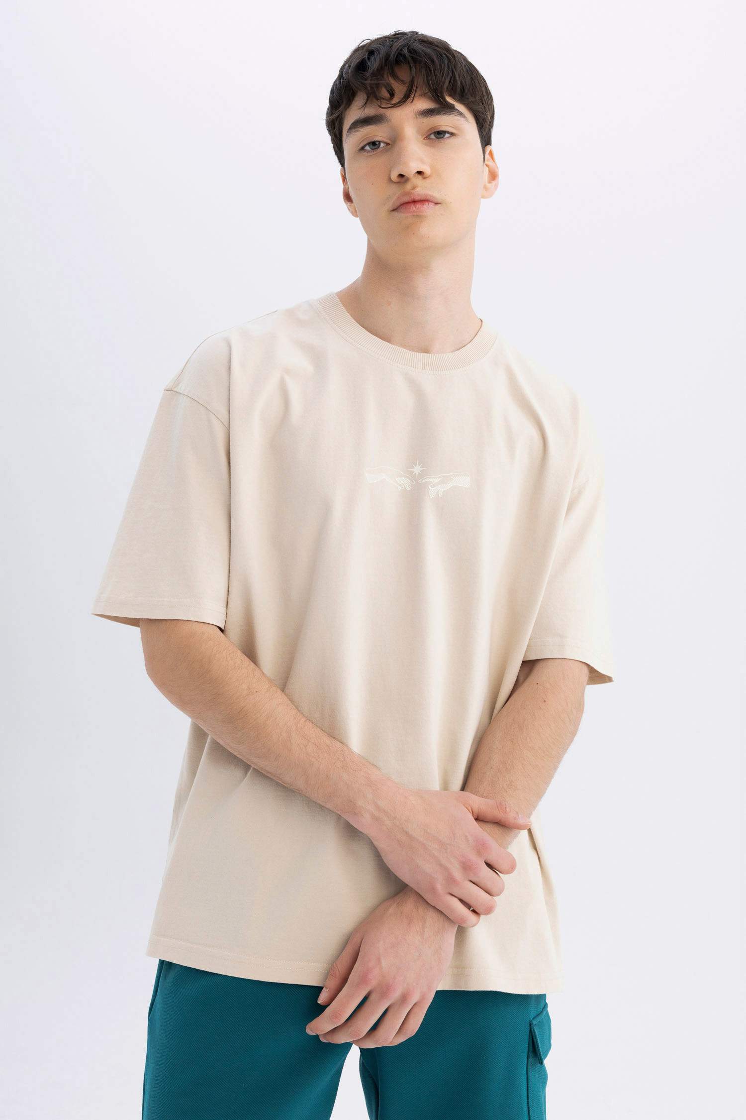 Oversize Fit Crew Neck Back Printed Short Sleeve T-Shirt