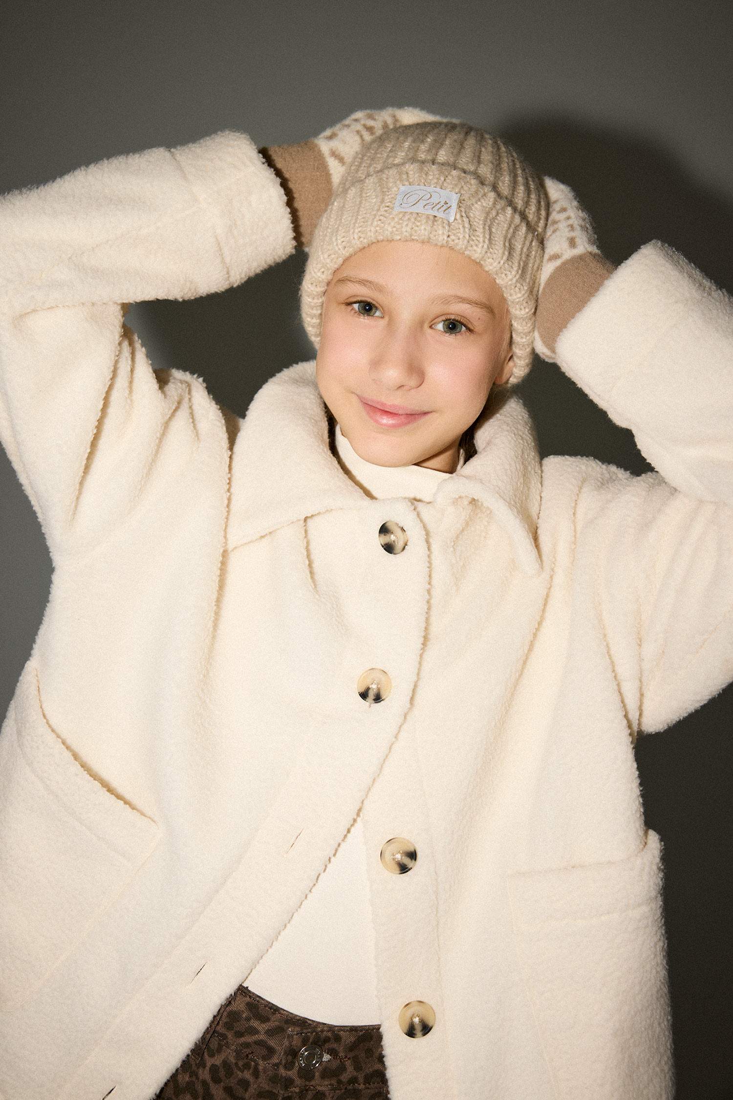 قبعة بيريه بناتي