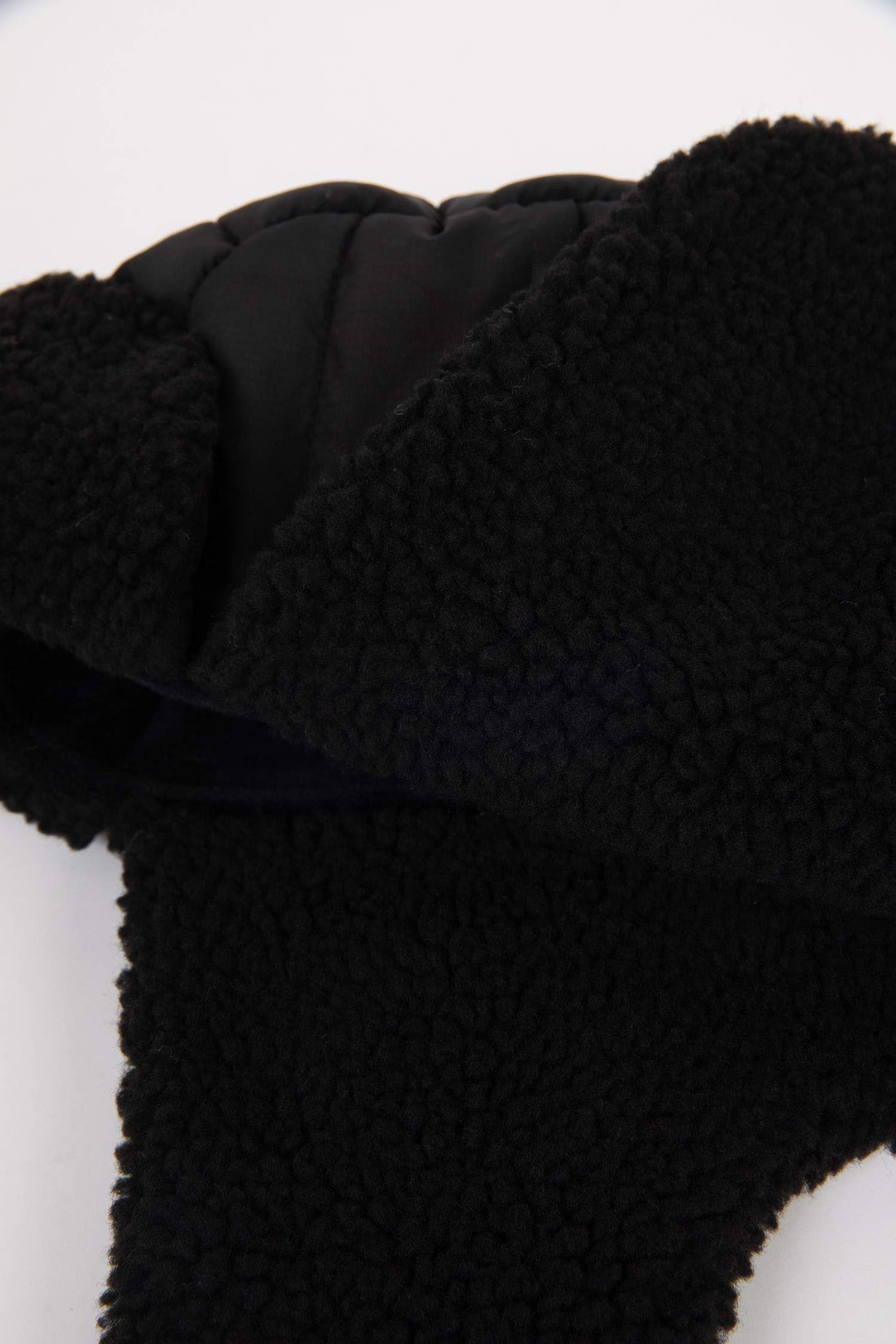 شفقة هنتر رجالي ببطانة فروية