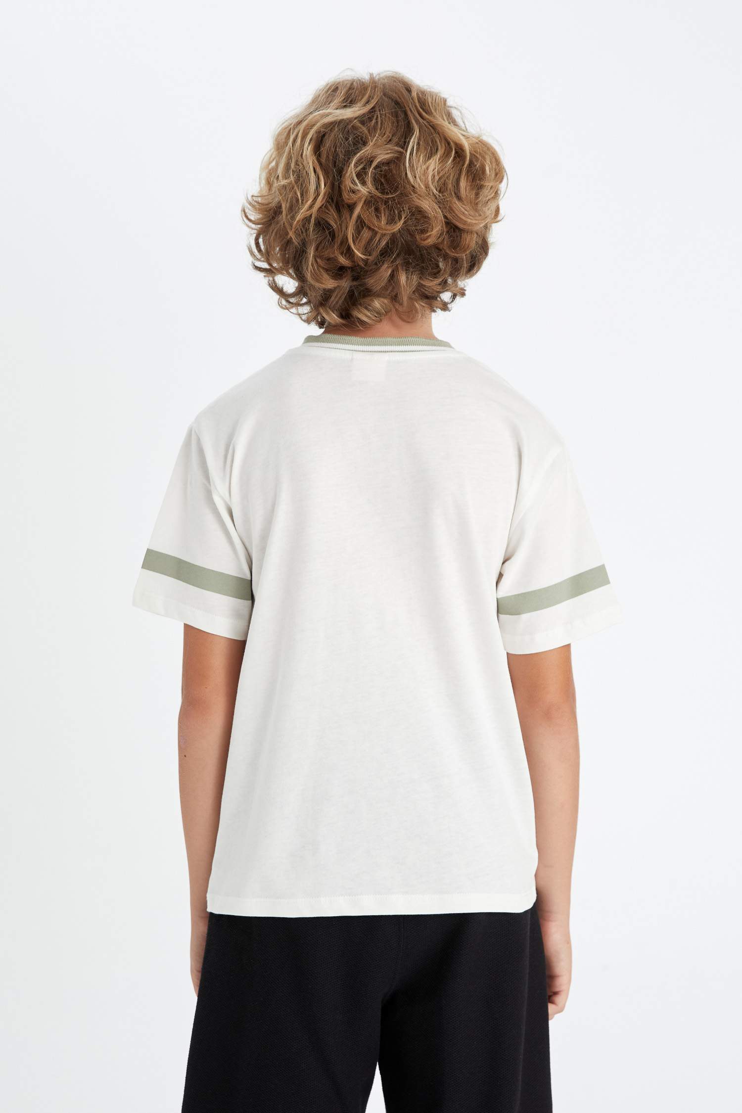 T-Shirt imprimé à Manches Courtes et col V pour Garçon