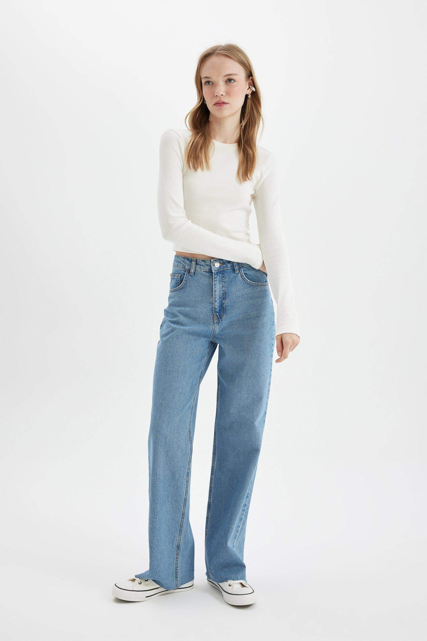 90's Wide Leg Yüksek Bel Paça Ucu Kesik Jean Yıkamalı Pantolon