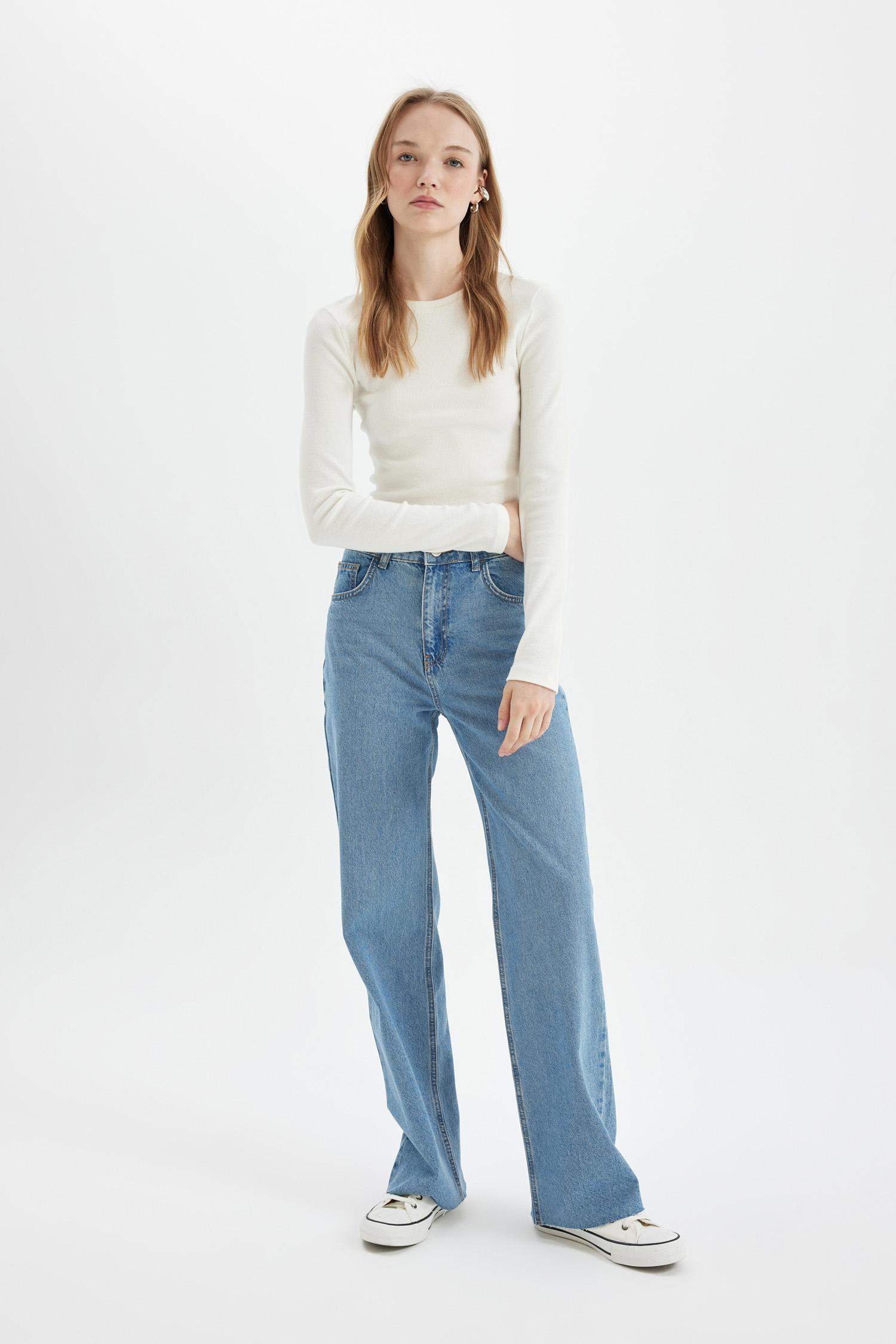 90's Wide Leg Yüksek Bel Paça Ucu Kesik Jean Yıkamalı Pantolon