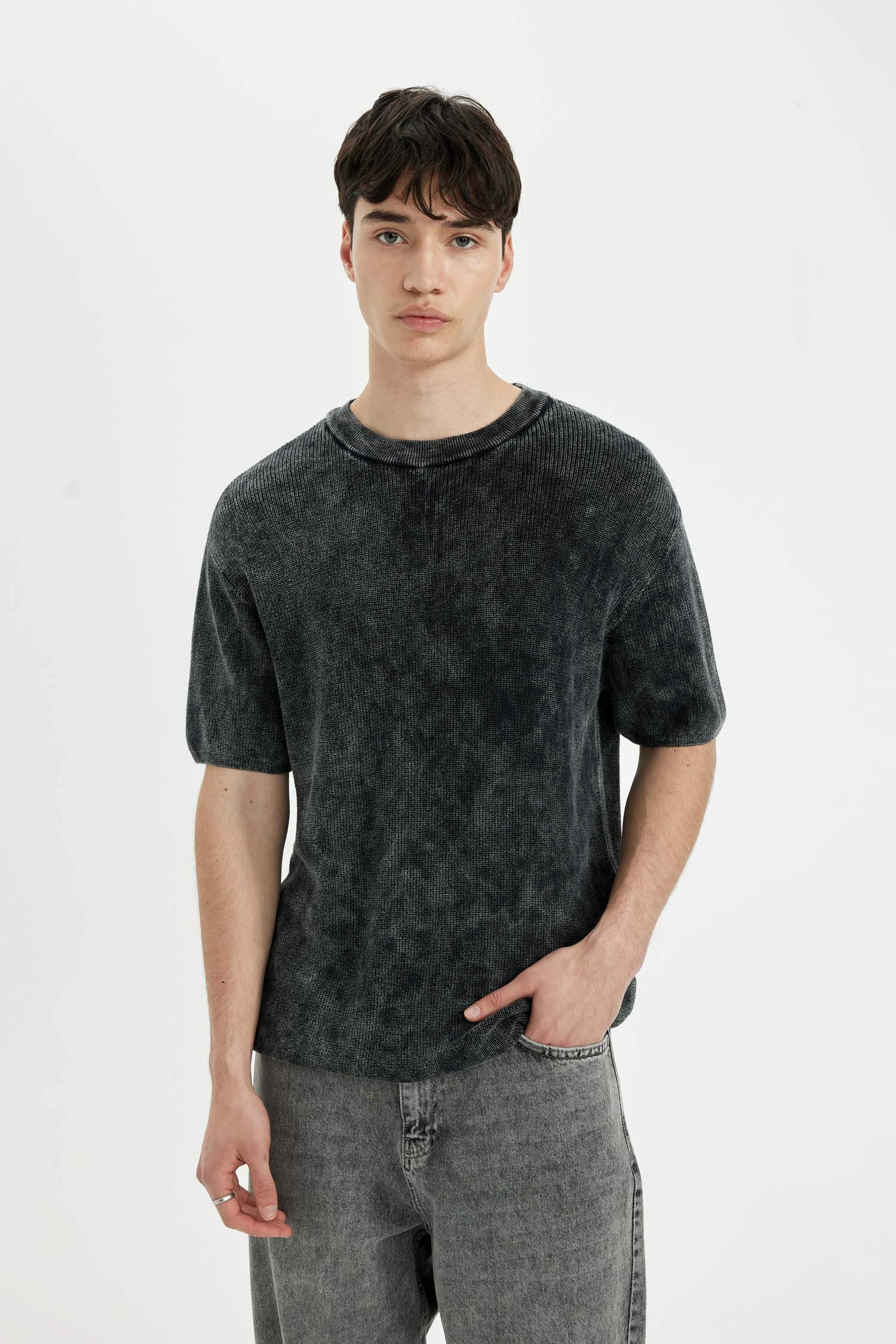 Relax Fit Crew Neck Knitwear T-Shirt
