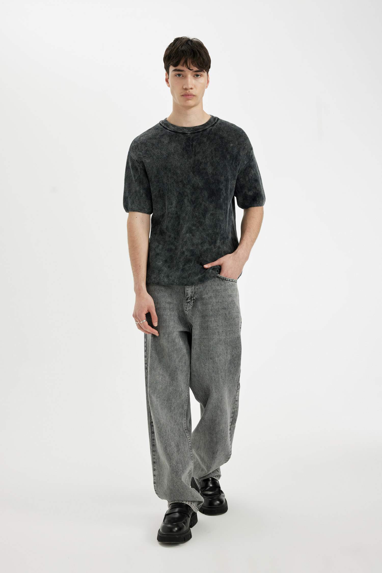 Relax Fit Crew Neck Knitwear T-Shirt