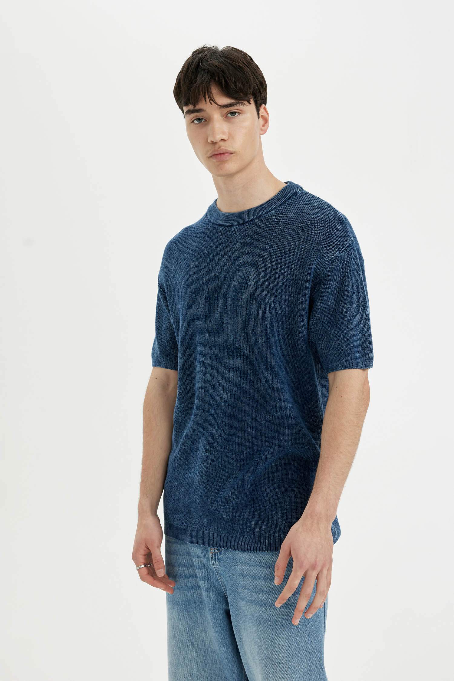 تيشيرت نص ردن قصة مريحة ممشط