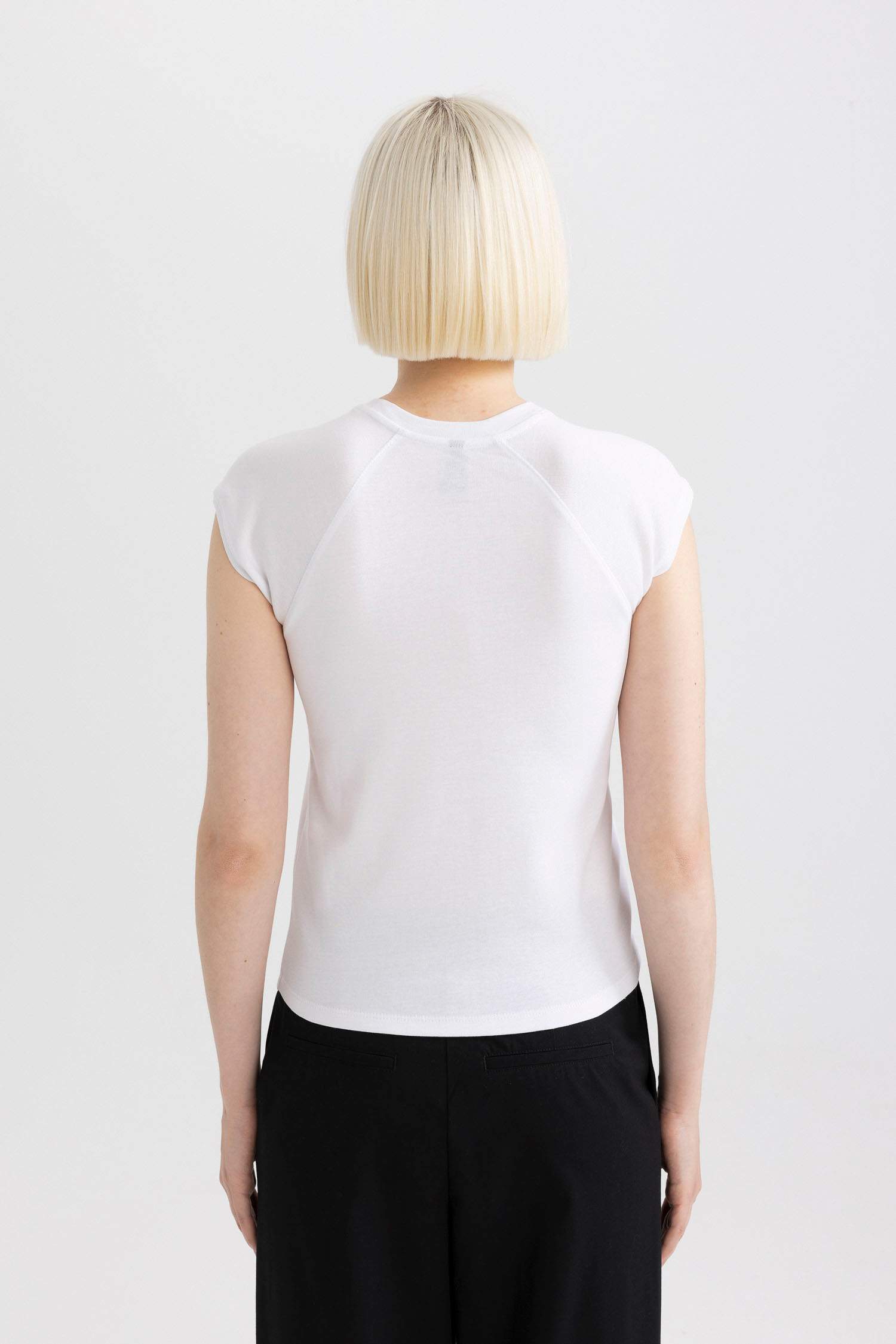 Slim Fit Crew Neck Ribana Short Sleeve T-Shirt