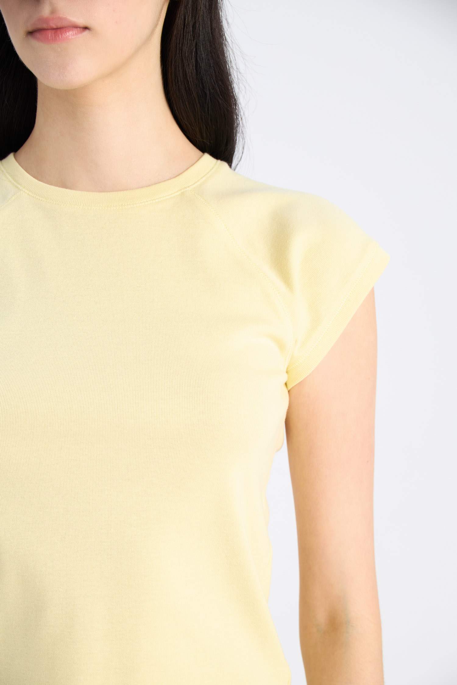 Slim Fit Dar Kesim Bisiklet Yaka Basic Düz Ribana Kısa Kollu Tişört