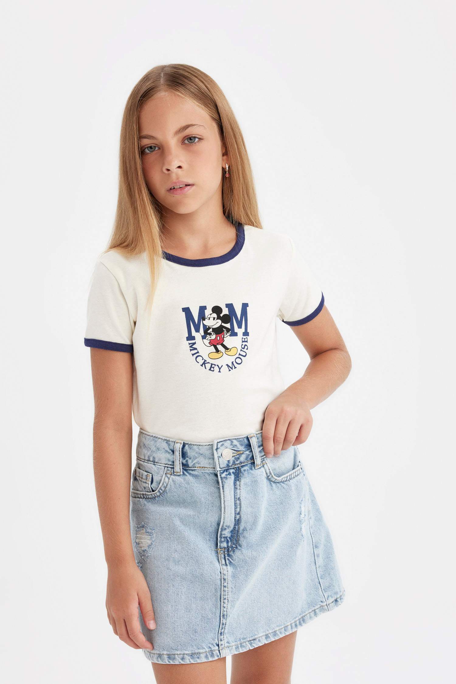 Kız Çocuk Disney Mickey & Minnie Bisiklet Yaka Ribana Kısa Kollu Tişört