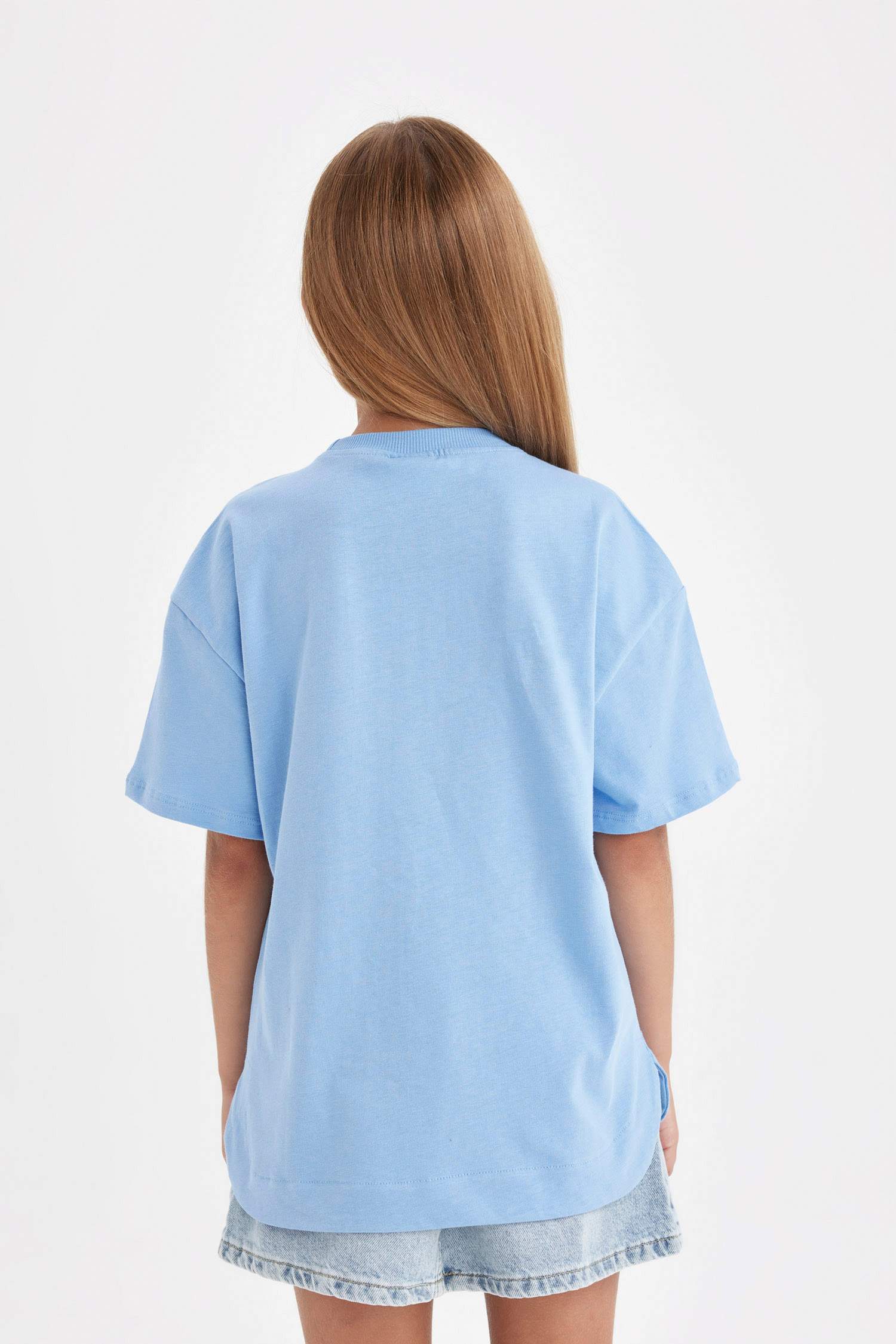 تيشيرت بناتي نص كم قصة مريحة من ديزني ميكي وميني