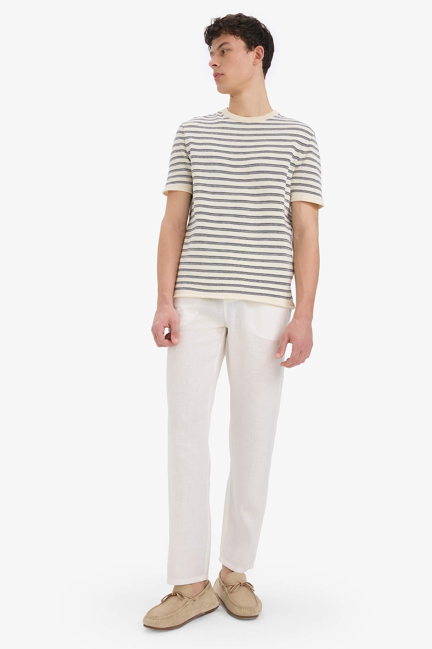 T-shirt en tricot rayé à col rond et manches courtes Coupe décontractée