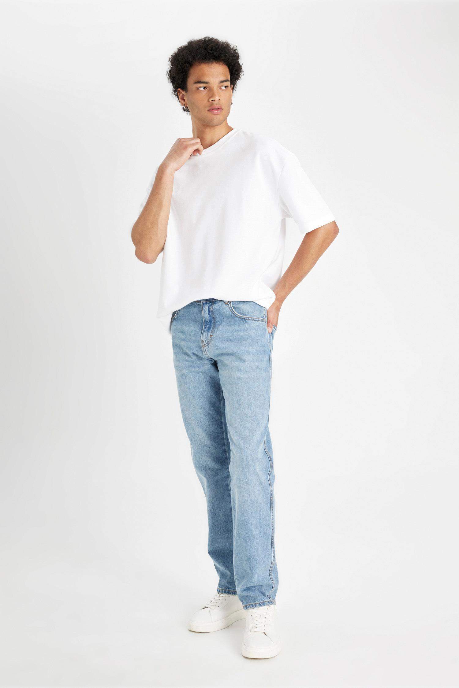 %100 Pamuk Straight Fit Normal Kalıp Normal Bel Boru Paça Jean Pantolon